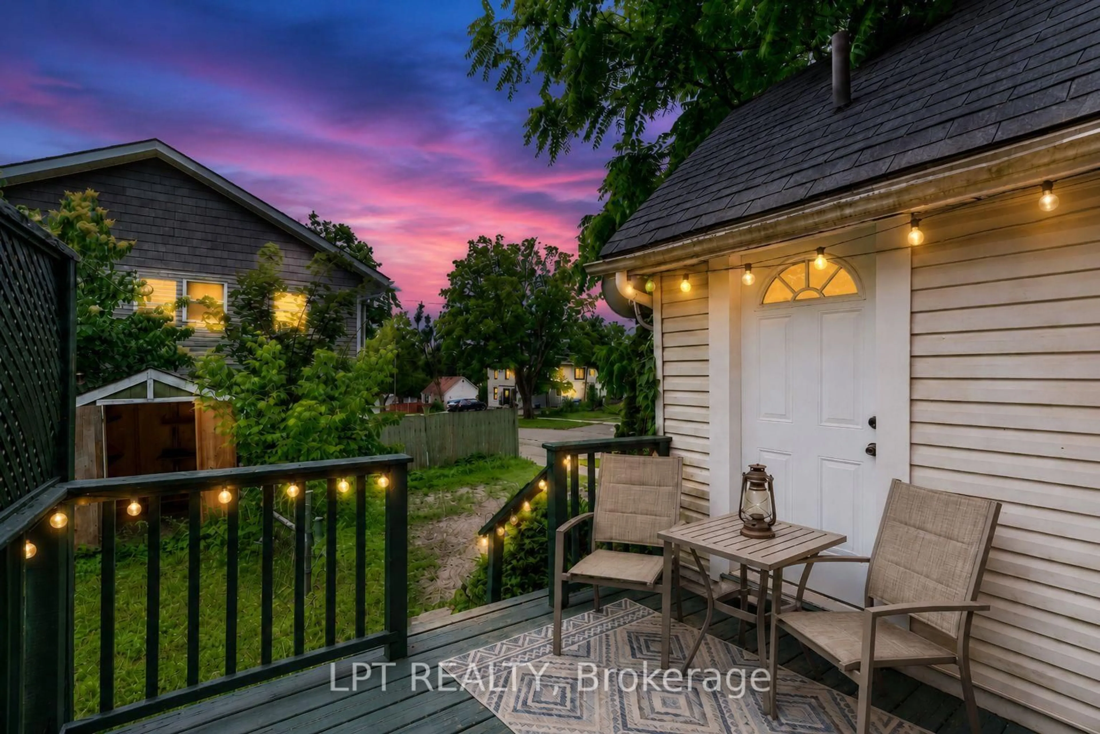 Patio, street for 249 Harvey St, Orillia Ontario L3V 3M5