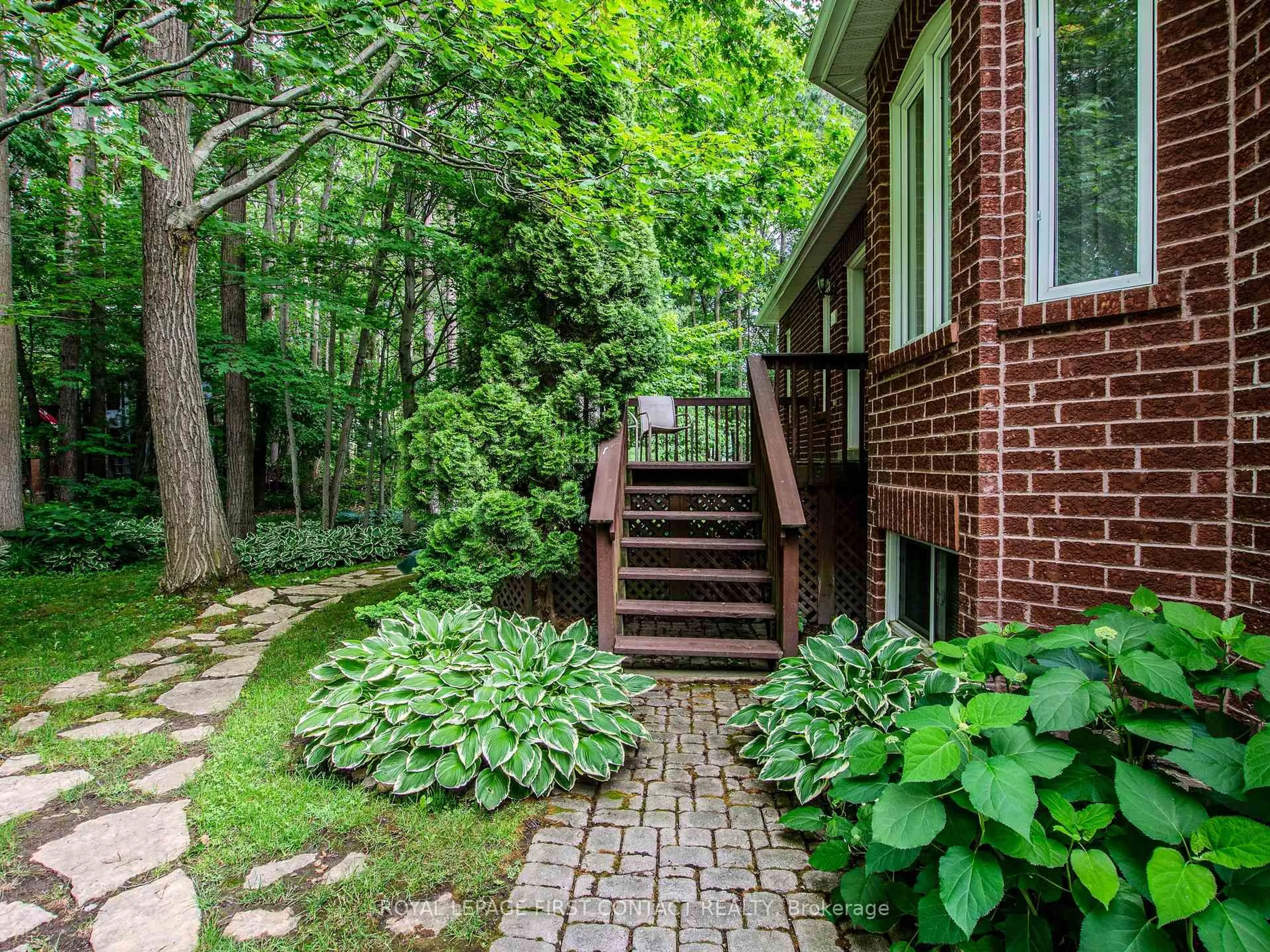 Unknown for 68 Alana Dr, Springwater Ontario L4N 7K8
