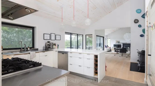 2726 10 Nottawasaga Concession, Clearview 4