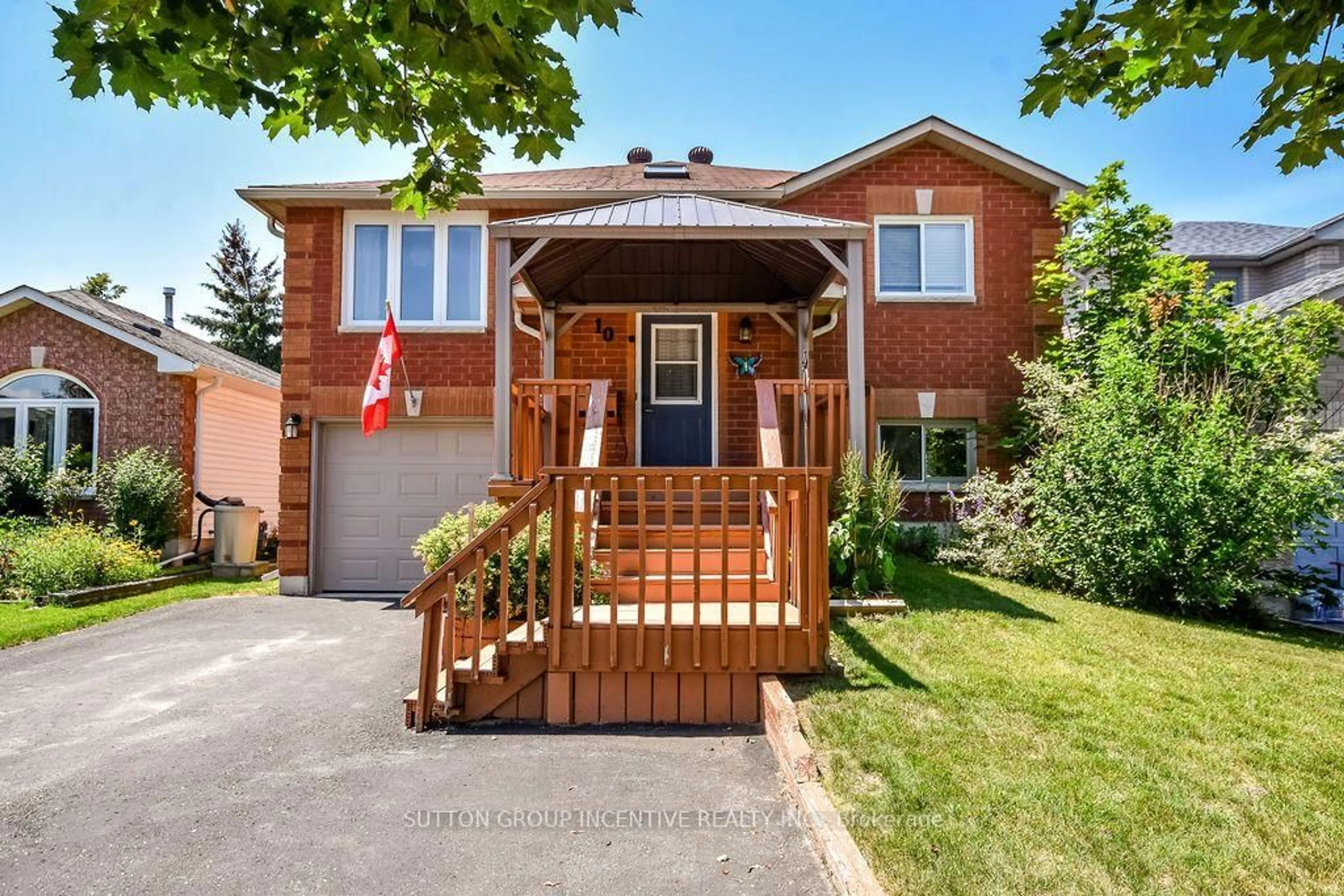 Home with brick exterior material, street for 10 Palling Lane, Barrie Ontario L4M 6H4