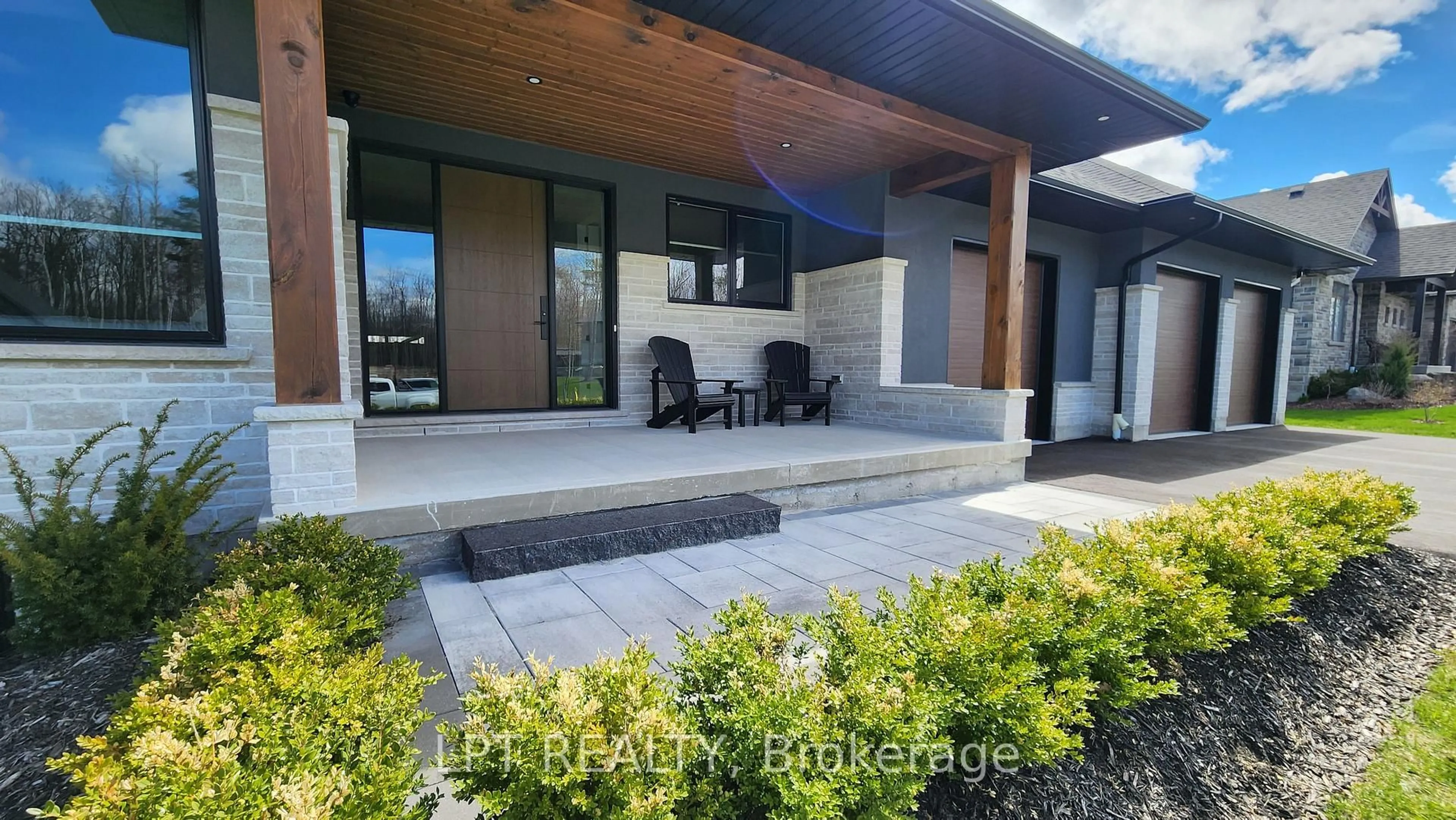 Unknown for 15 Byers St, Springwater Ontario L9X 2A3