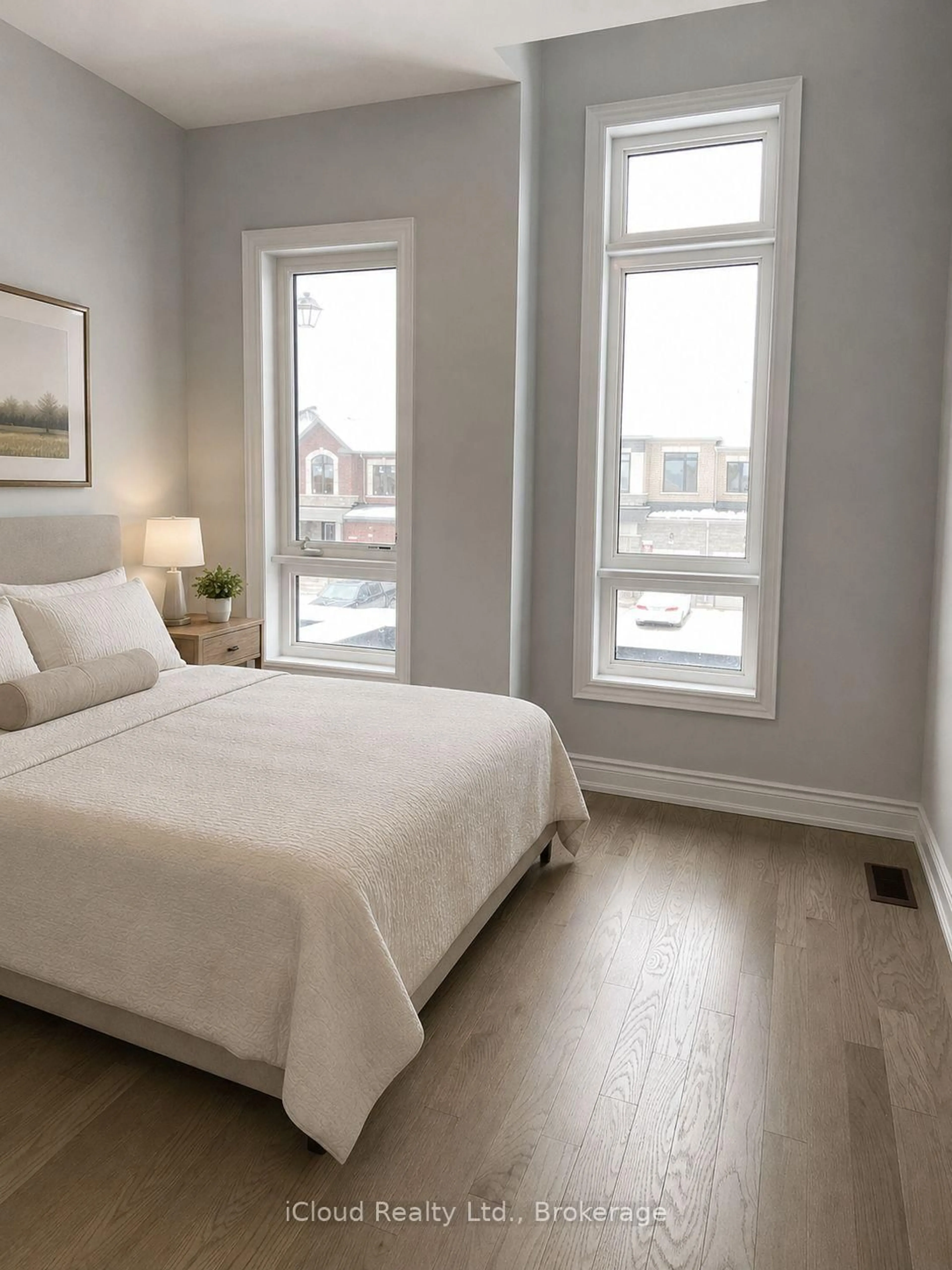 Bedroom with bed, unknown for 100 Bearberry Rd, Springwater Ontario L9X 2C9