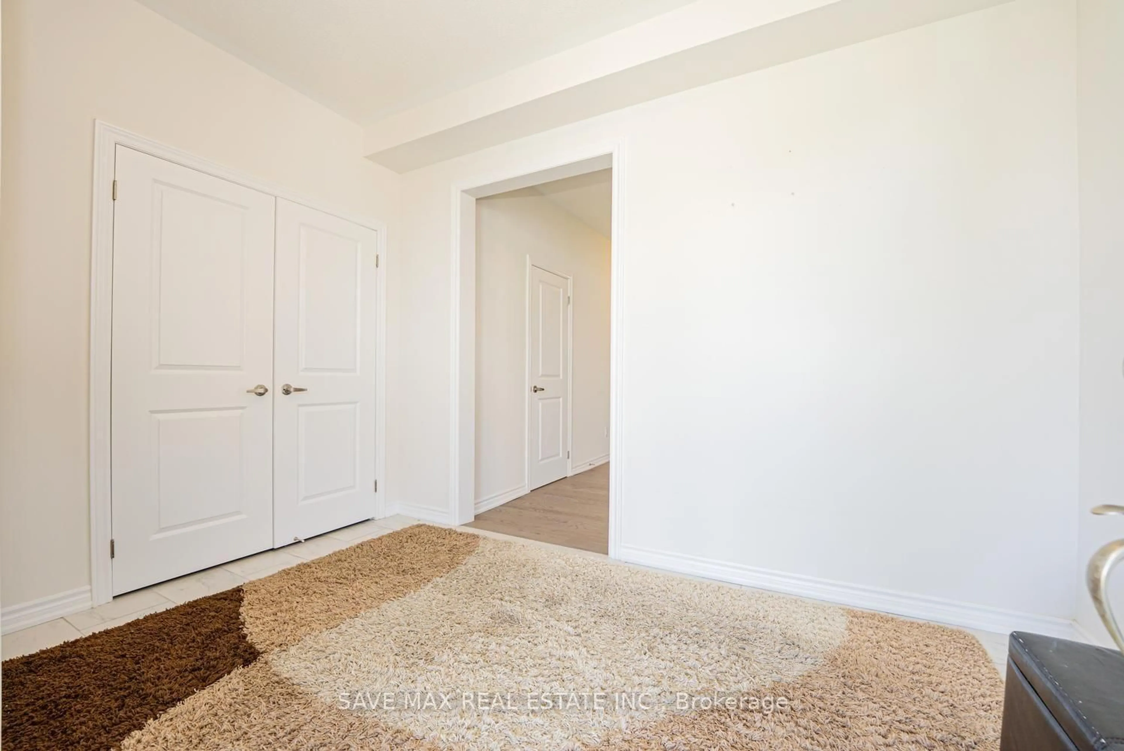 A pic of a room for 13 Del Ray Cres, Wasaga Beach Ontario L9Z 0N7