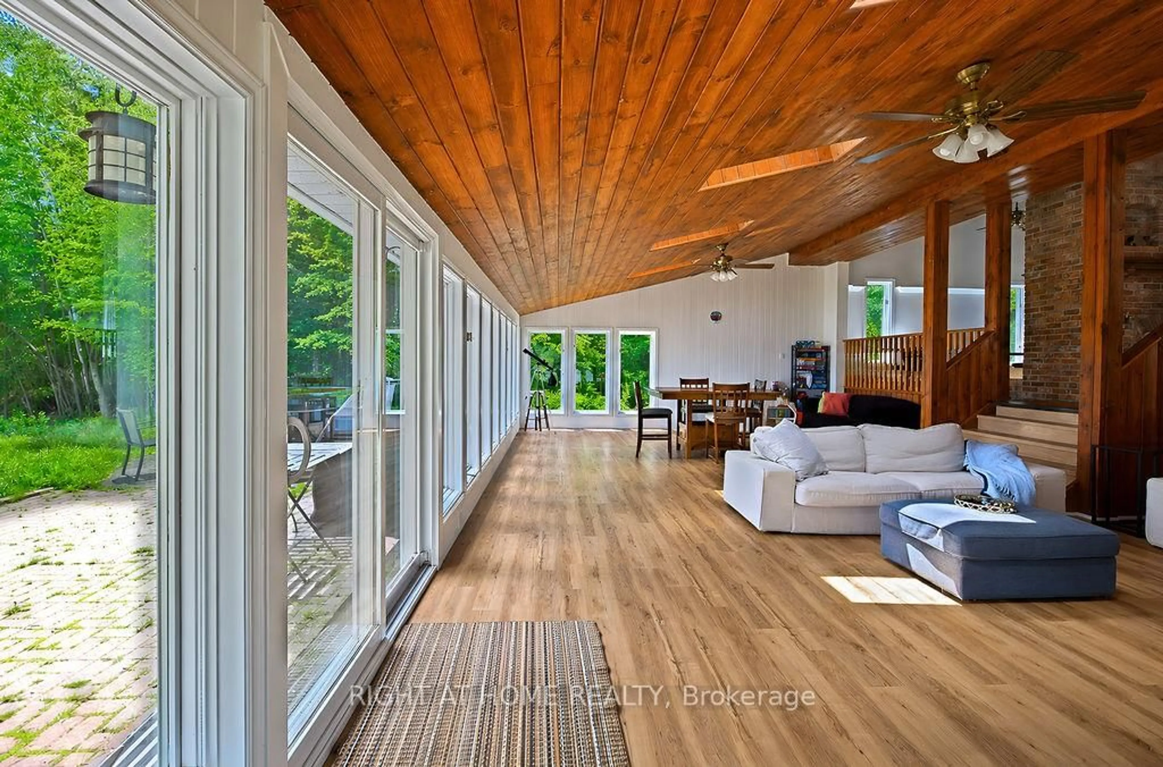 Indoor foyer for 1969 North Orr Lake Rd, Springwater Ontario L0L 1P0