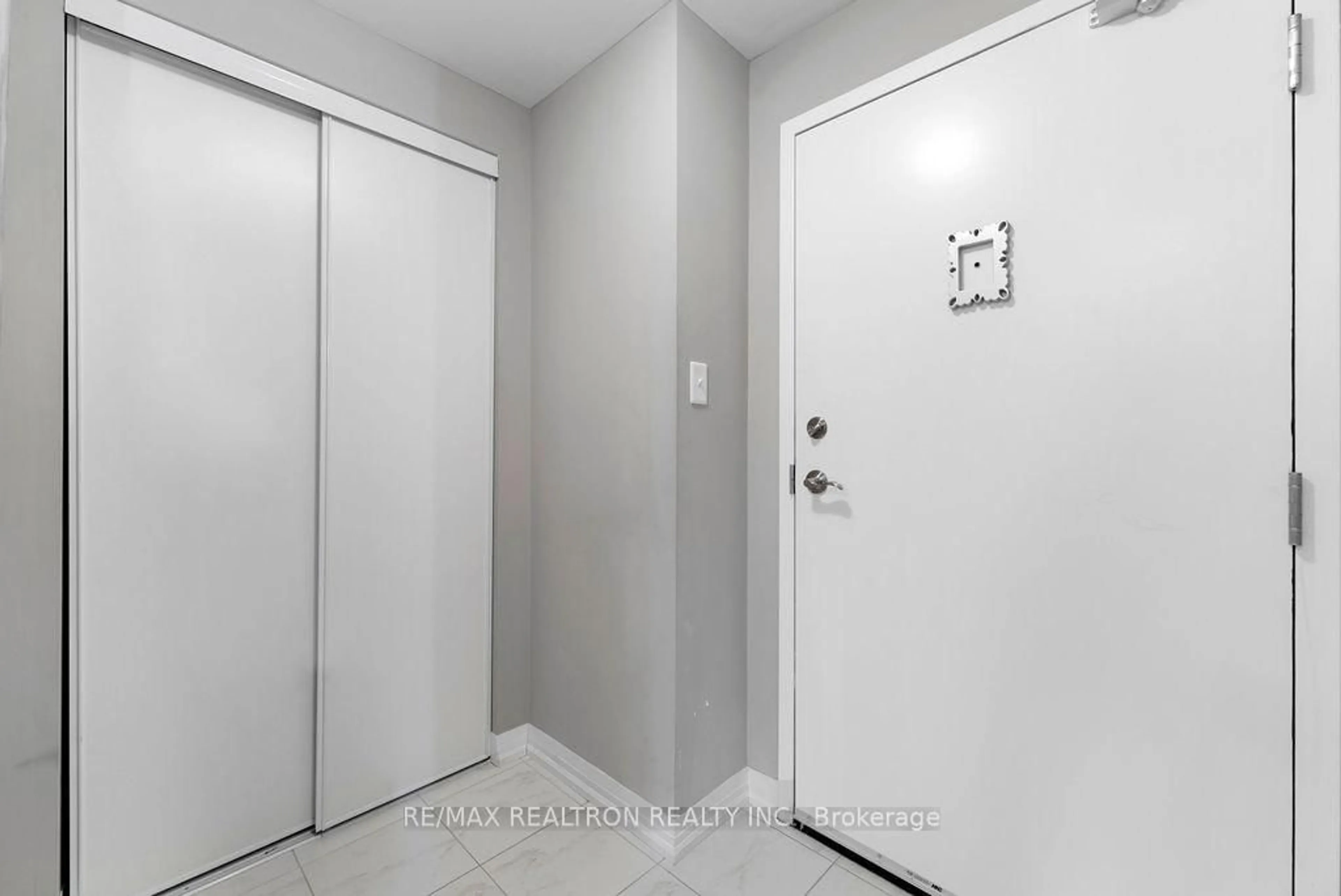 Unknown for 300 Essa Rd #603, Barrie Ontario L4N 9Y4