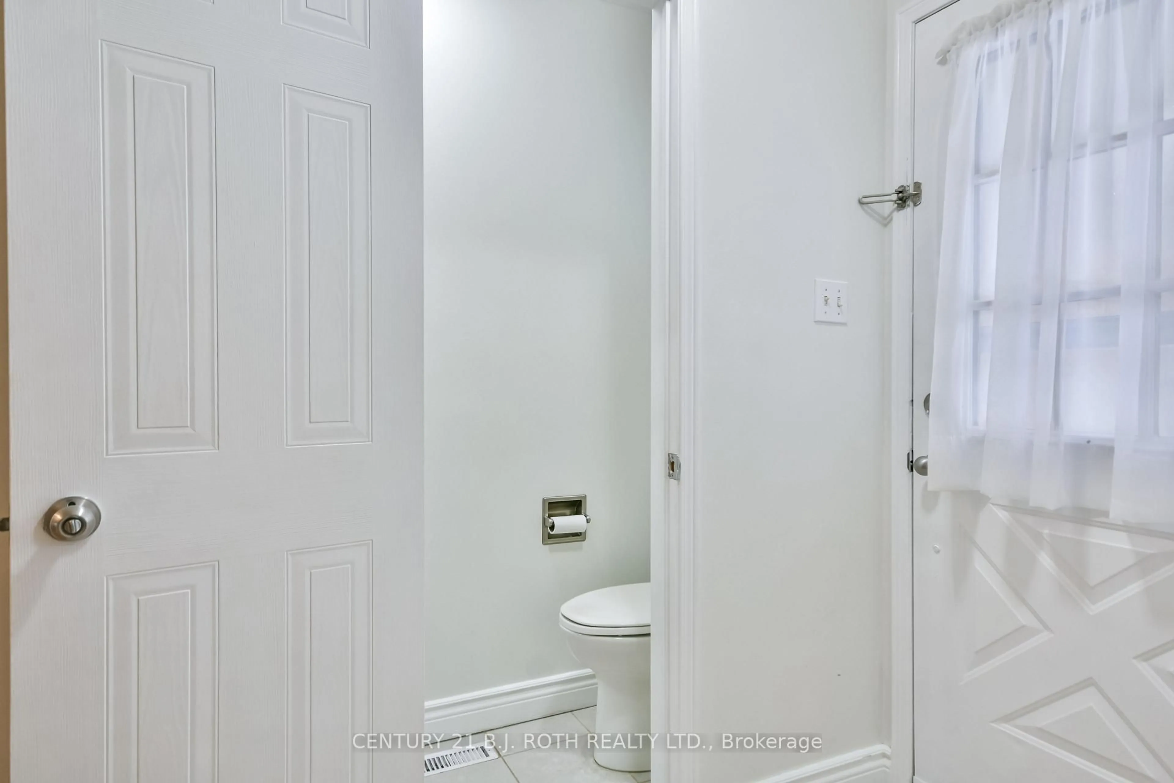 A pic of a room for 165 Kozlov St #43, Barrie Ontario L4N 7M7