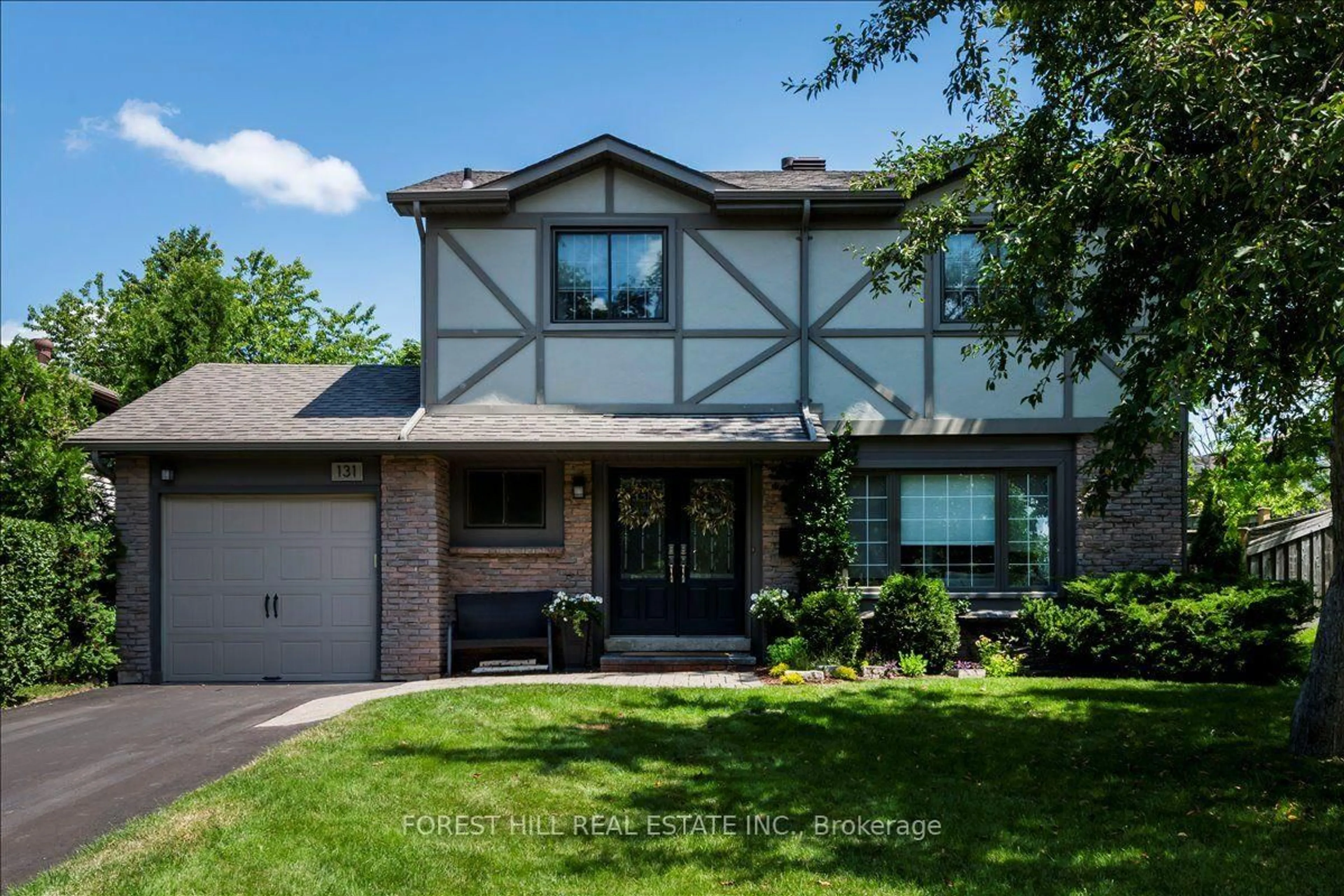 Home with brick exterior material, street for 131 Oren Blvd, Barrie Ontario L4N 4M3
