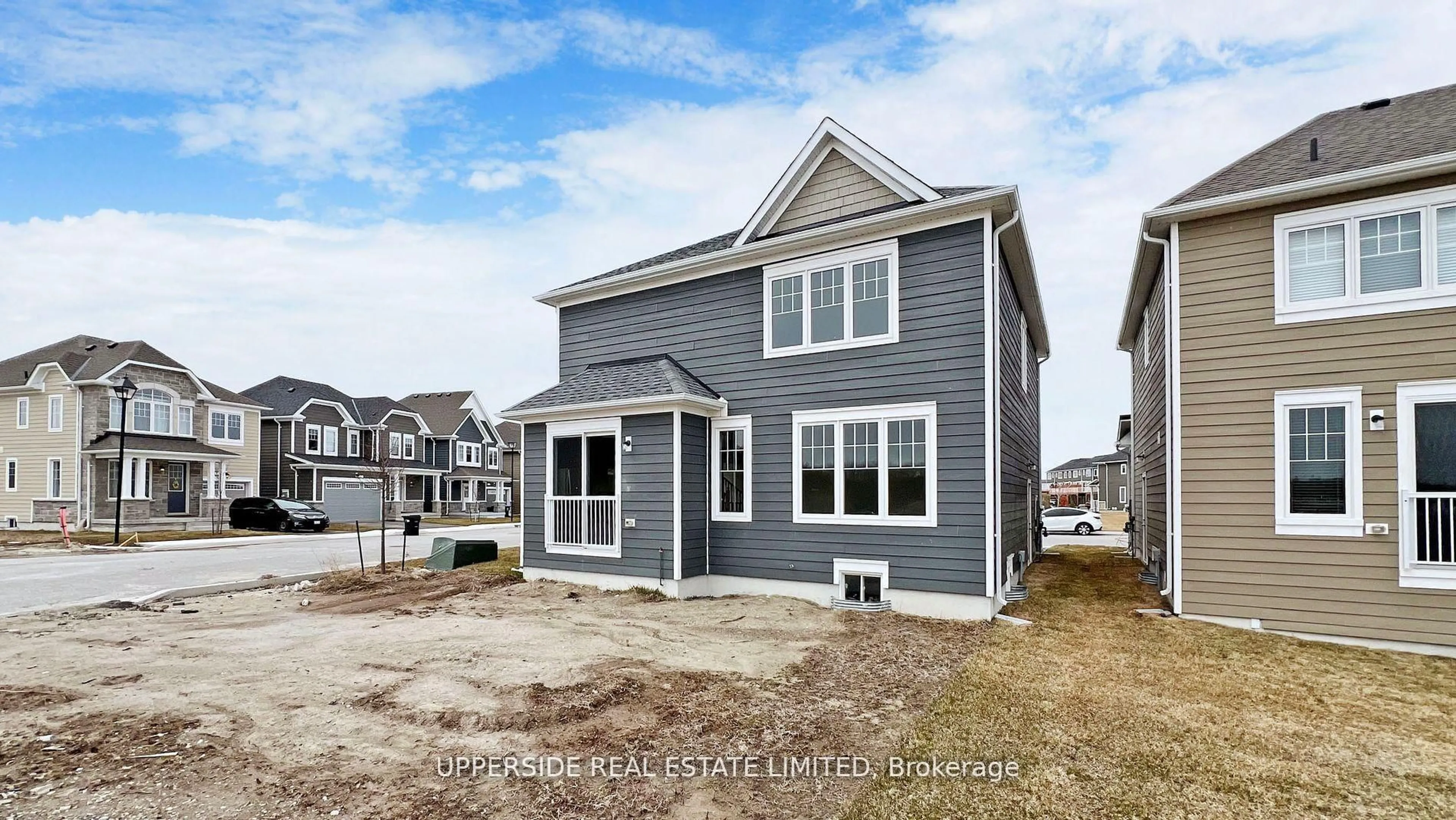 Home with vinyl exterior material, unknown for 26 Shapira Ave, Wasaga Beach Ontario L9Z 0K2