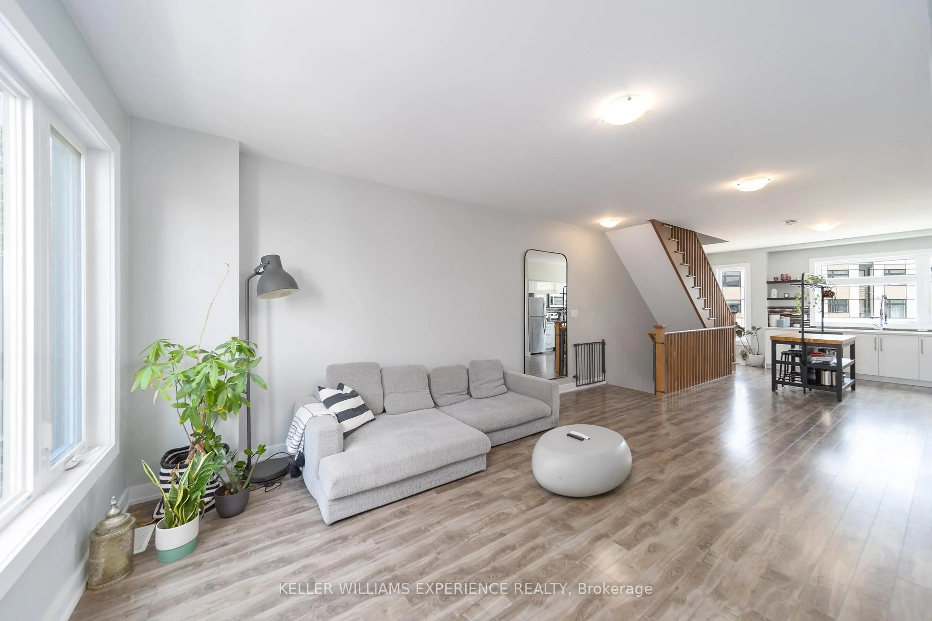 Living room with furniture, unknown for 540 Essa Rd #29, Barrie Ontario L9J 0H2