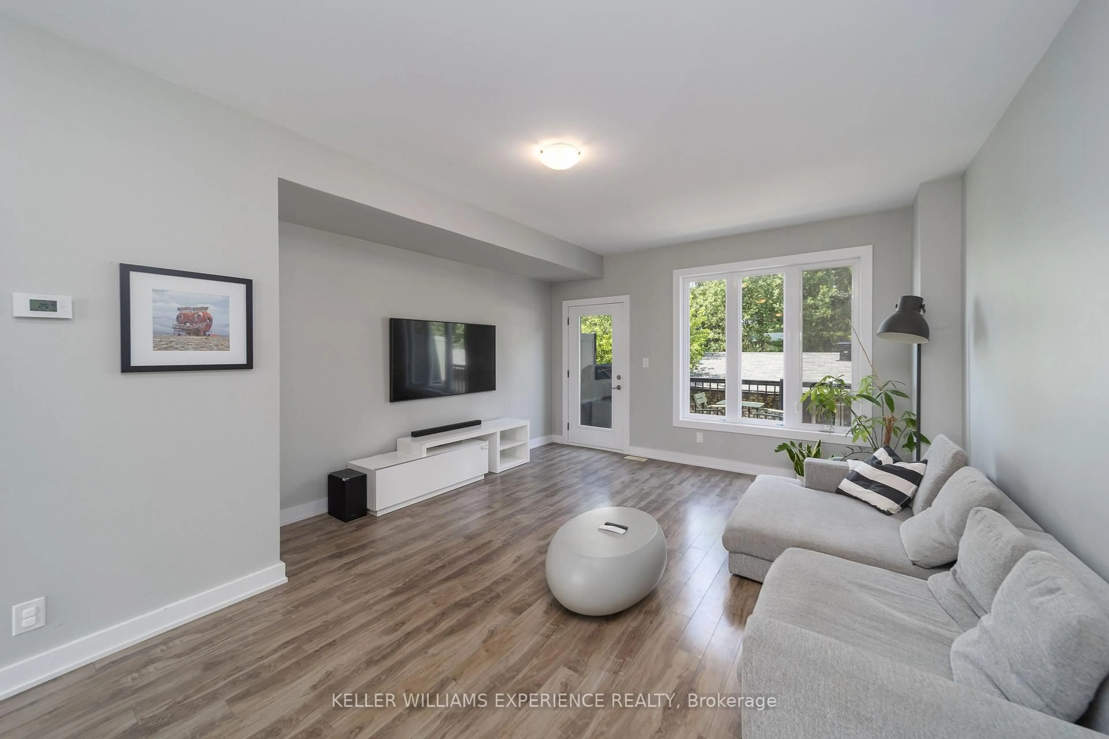 Living room with furniture, unknown for 540 Essa Rd #29, Barrie Ontario L9J 0H2