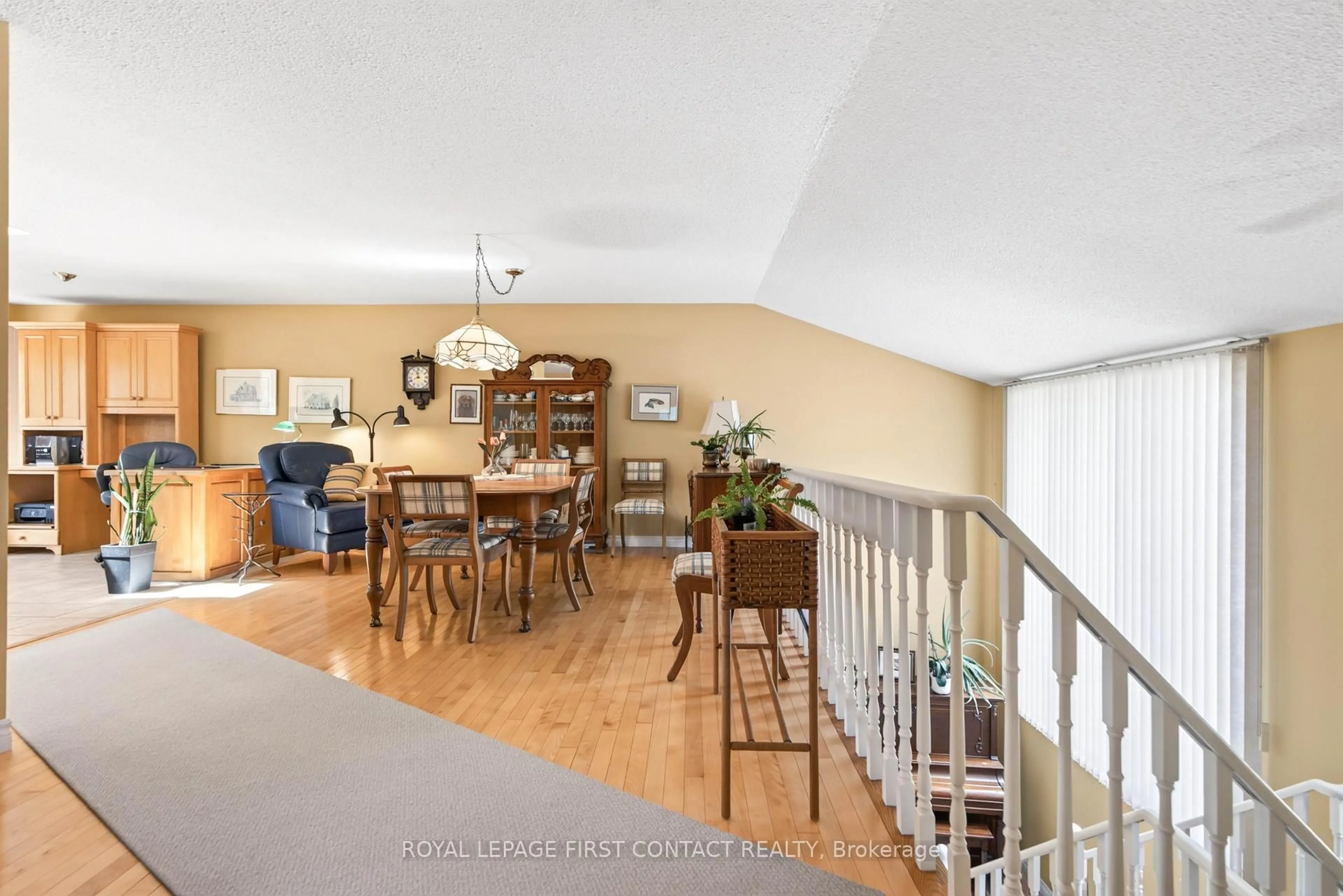 Unknown for 180 Burns Circ, Barrie Ontario L4N 6A8