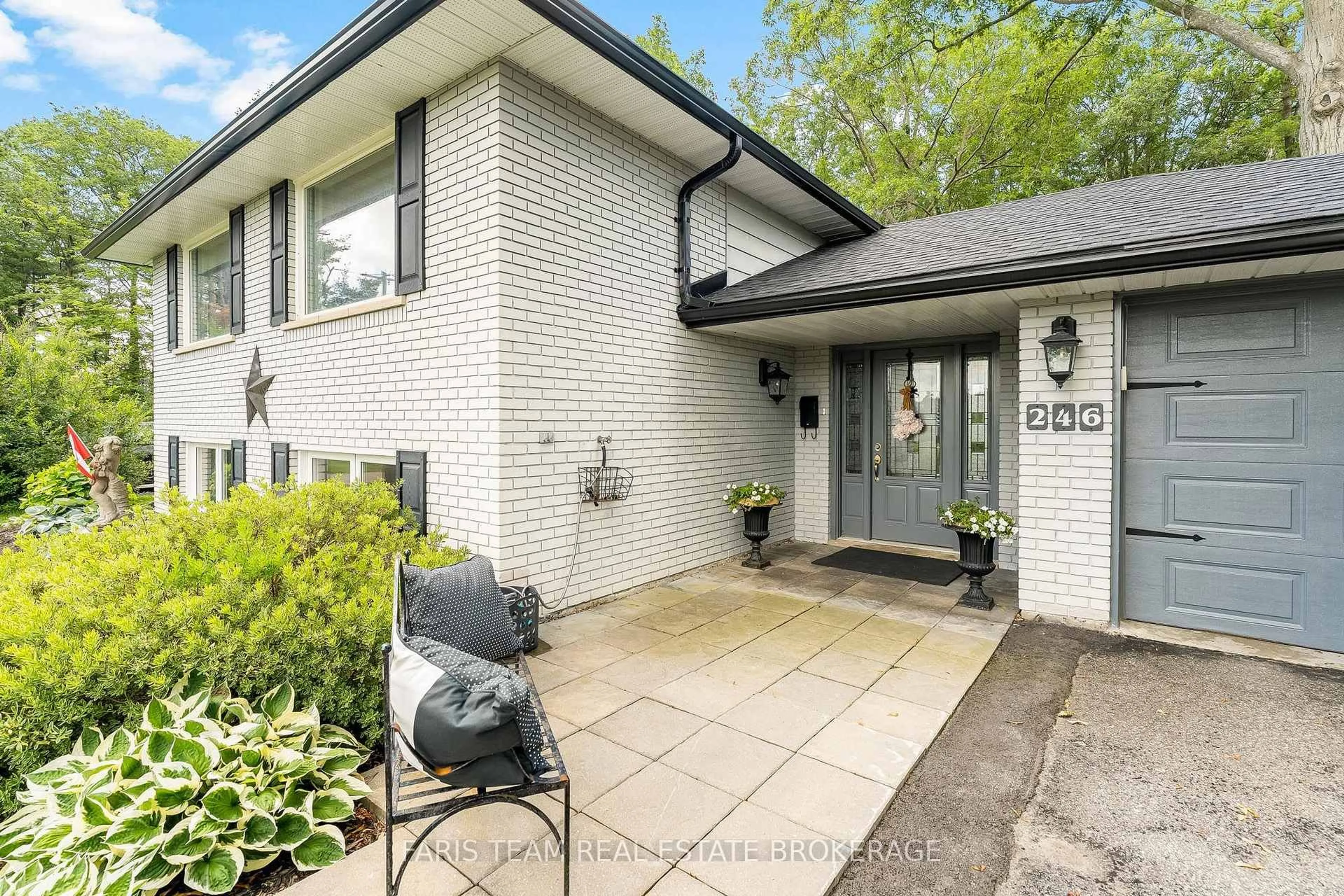 Home with brick exterior material, street for 246 Sunnidale Rd, Barrie Ontario L4N 5N9