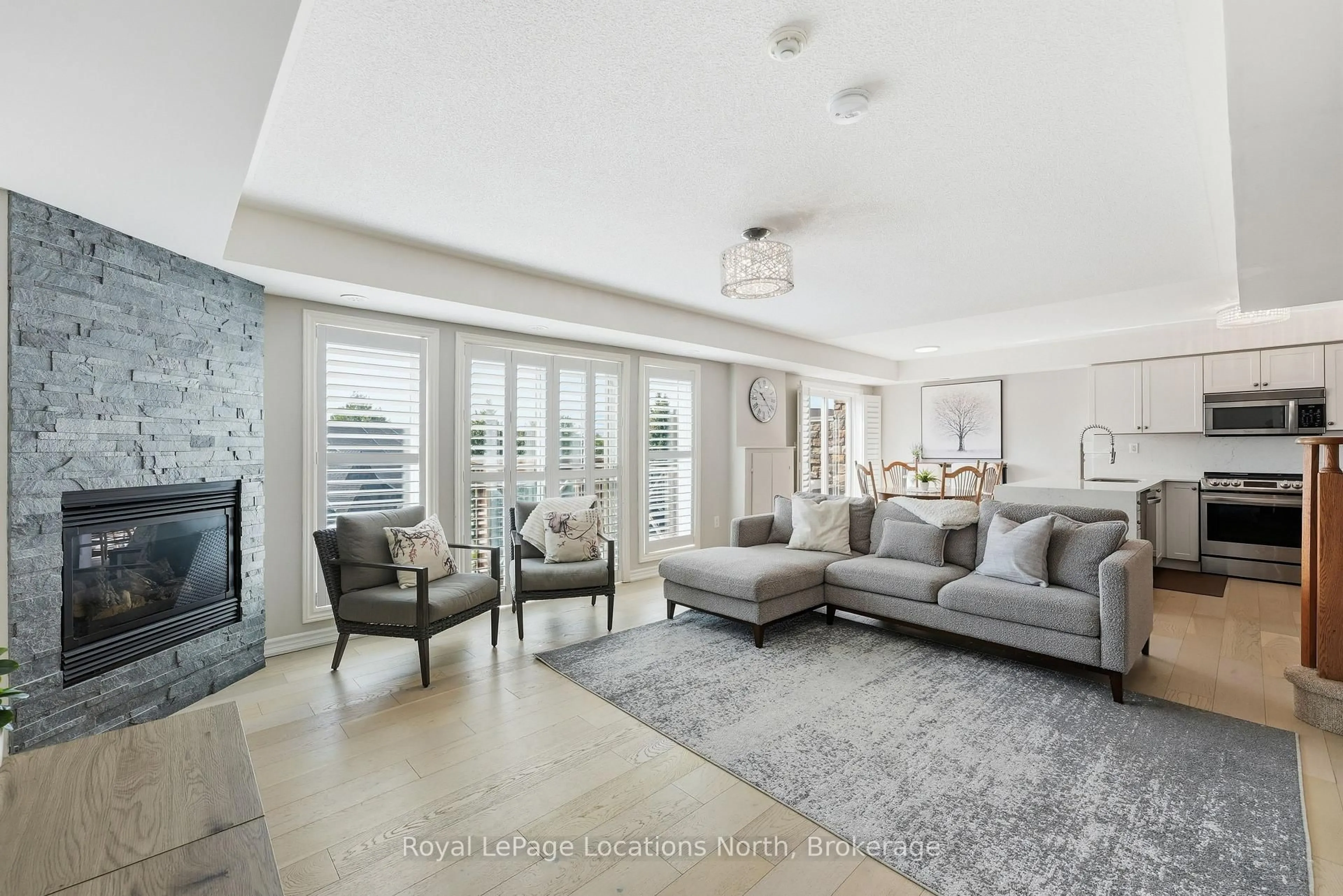 Living room with furniture, unknown for 24 Joseph Tr, Collingwood Ontario L9Y 0J2