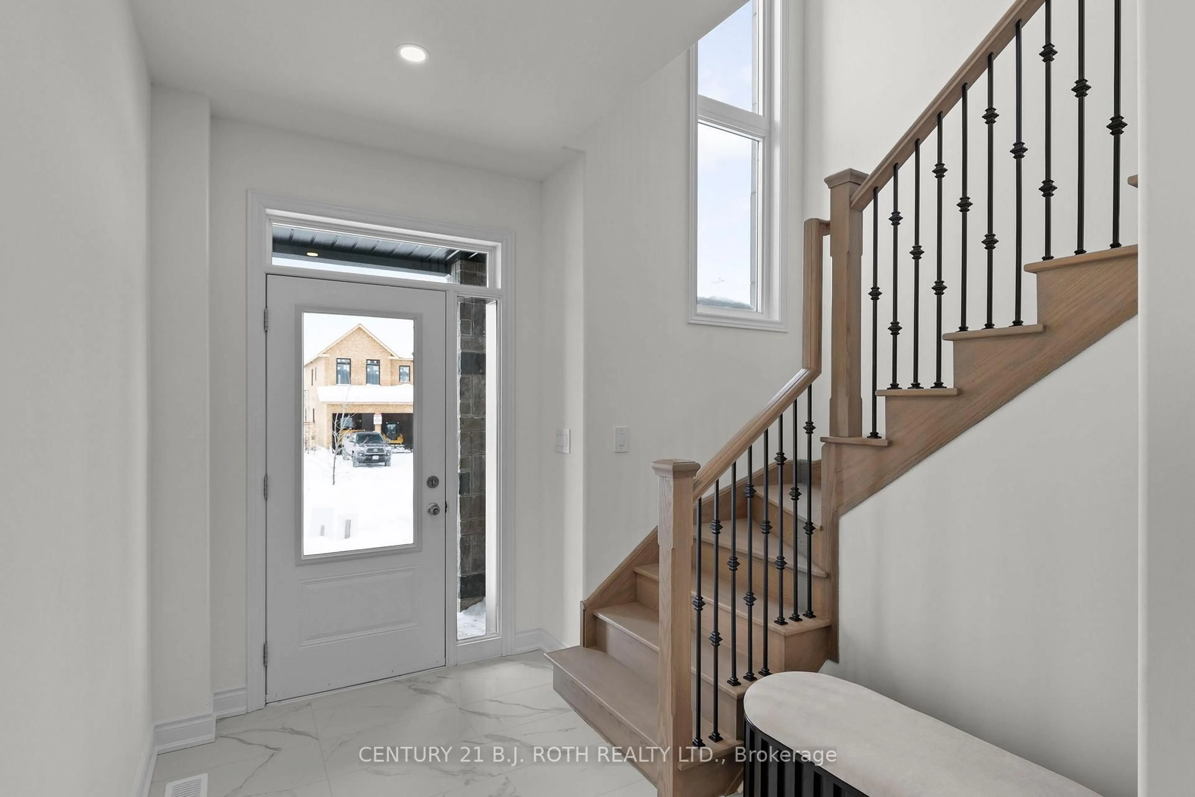 Indoor entryway for Lot 46 Orion Blvd, Orillia Ontario L3V 8M8