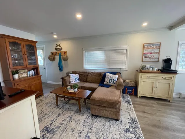 4464 Plum Point Rd, Ramara 5
