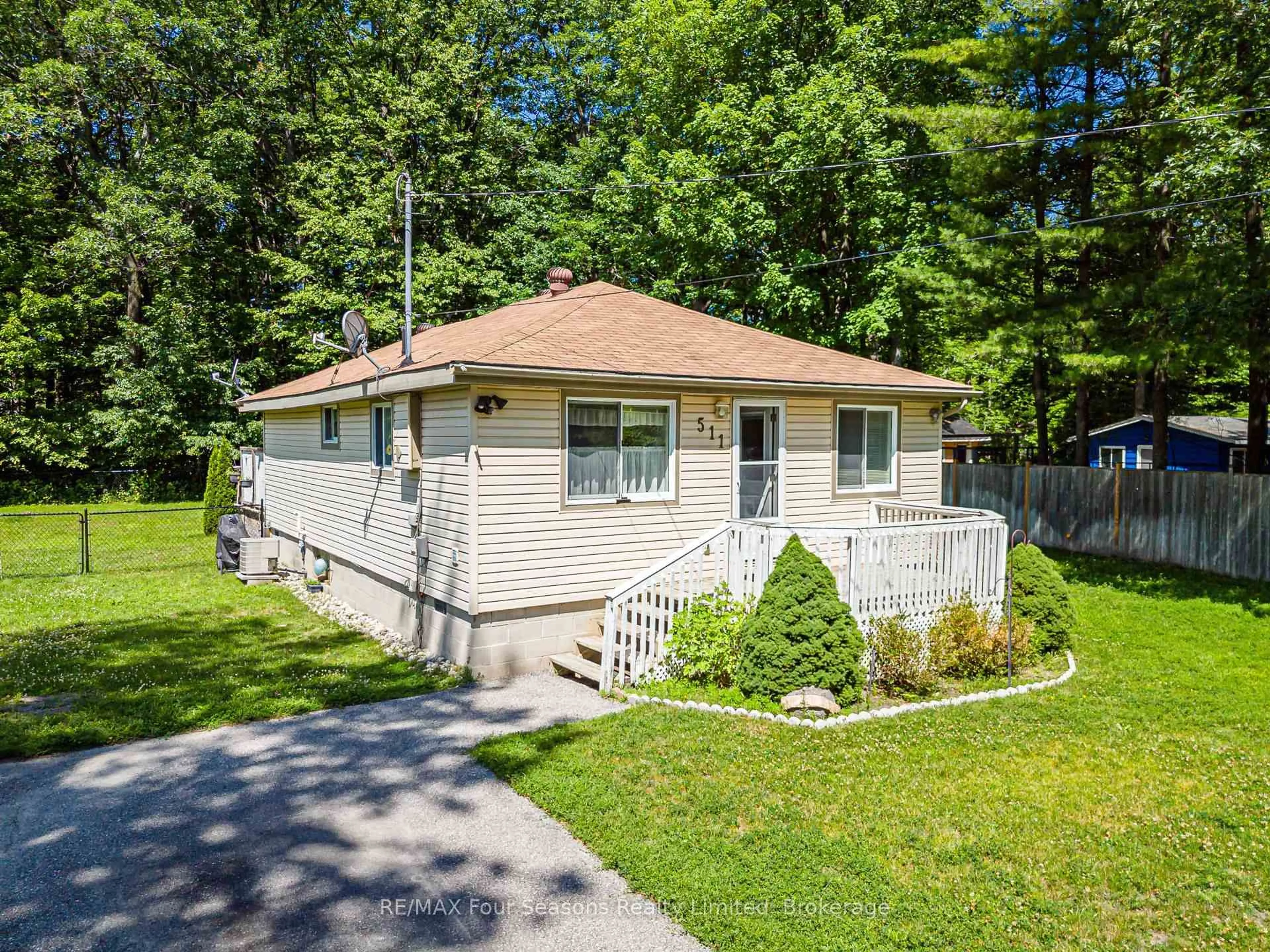 Unknown for 511 Oxbow Park Dr, Wasaga Beach Ontario L9Z 2T8