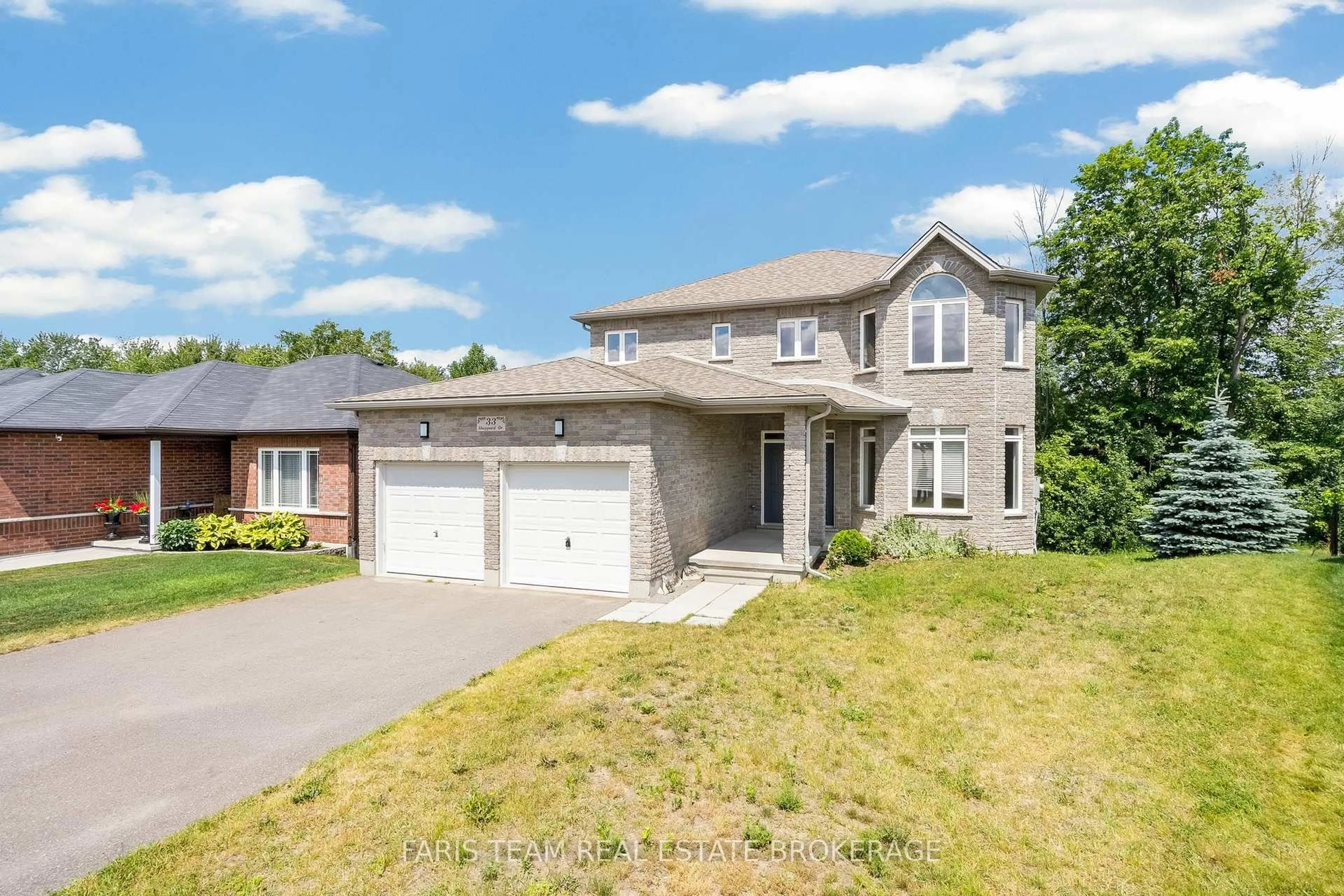 Home with brick exterior material, street for 33 Sheppard Dr, Tay Ontario L0K 2A0