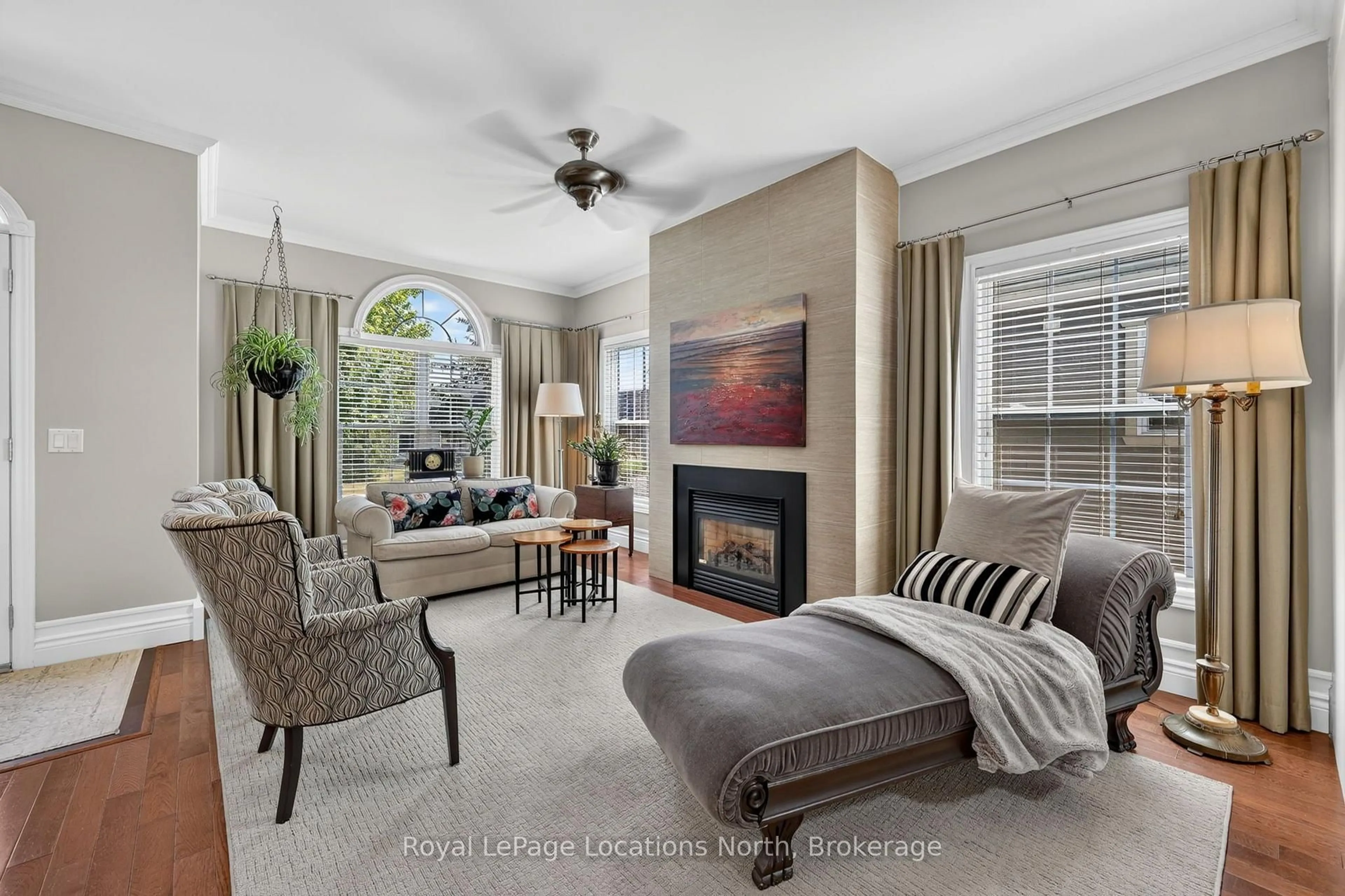 Living room with furniture, unknown for 85 Findlay Dr, Collingwood Ontario L9Y 0G2