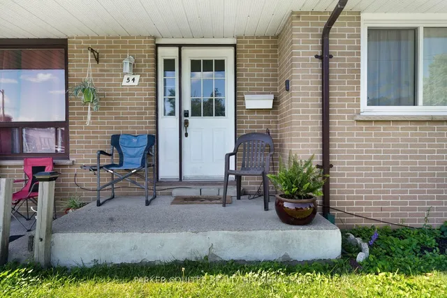 54 Ferris Lane, Barrie 3