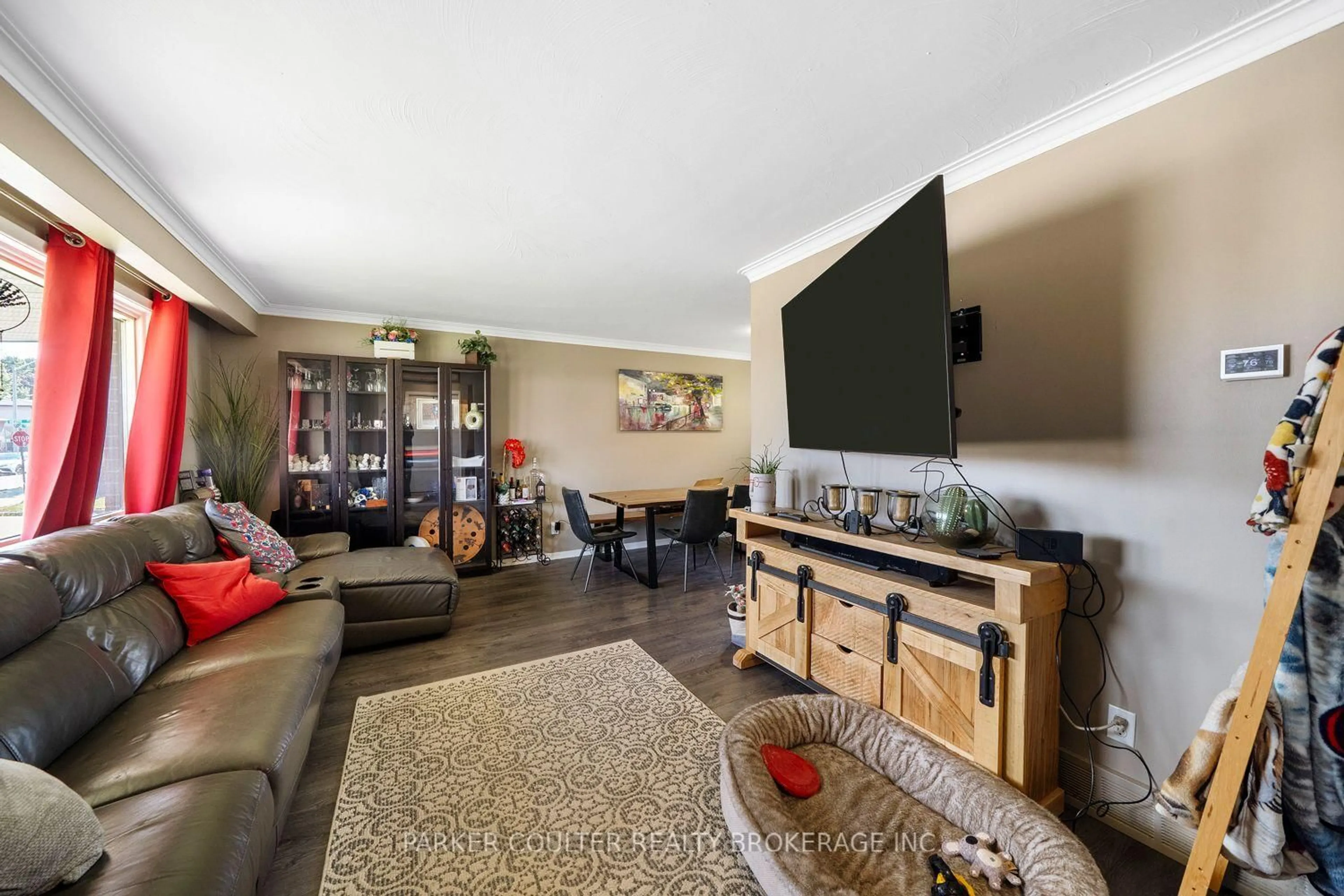 Living room with furniture, unknown for 54 Ferris Lane, Barrie Ontario L4M 2Y3