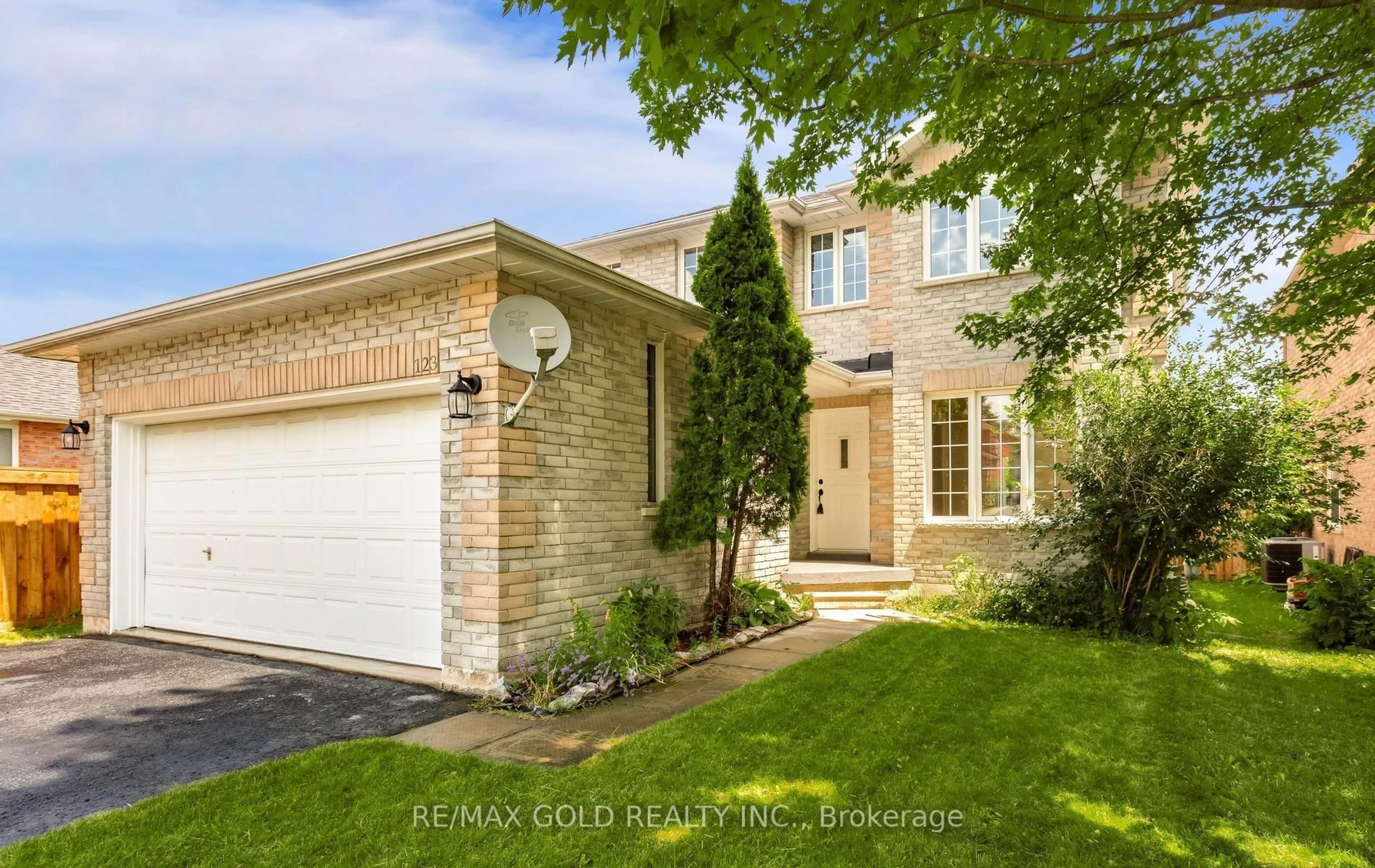 Home with brick exterior material, street for 123 Ruffet Dr, Barrie Ontario L4N 0P2