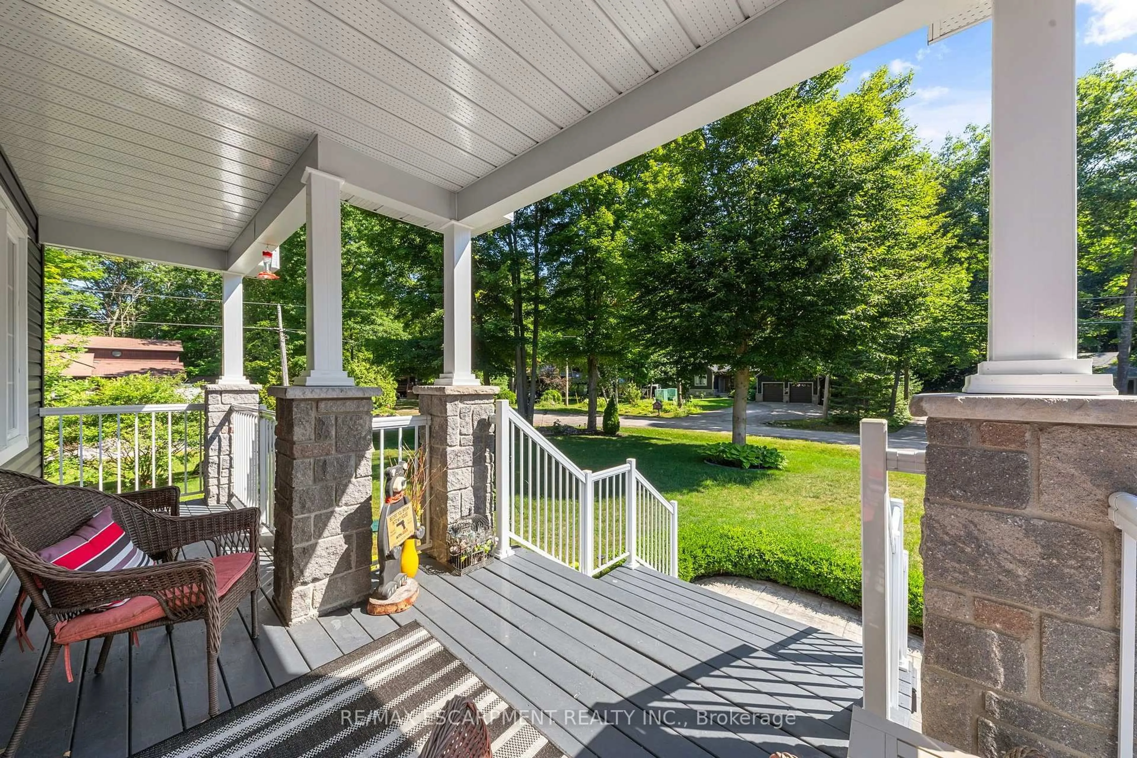Patio, unknown for 91 Wolfe Tr, Tiny Ontario L9M 0H7