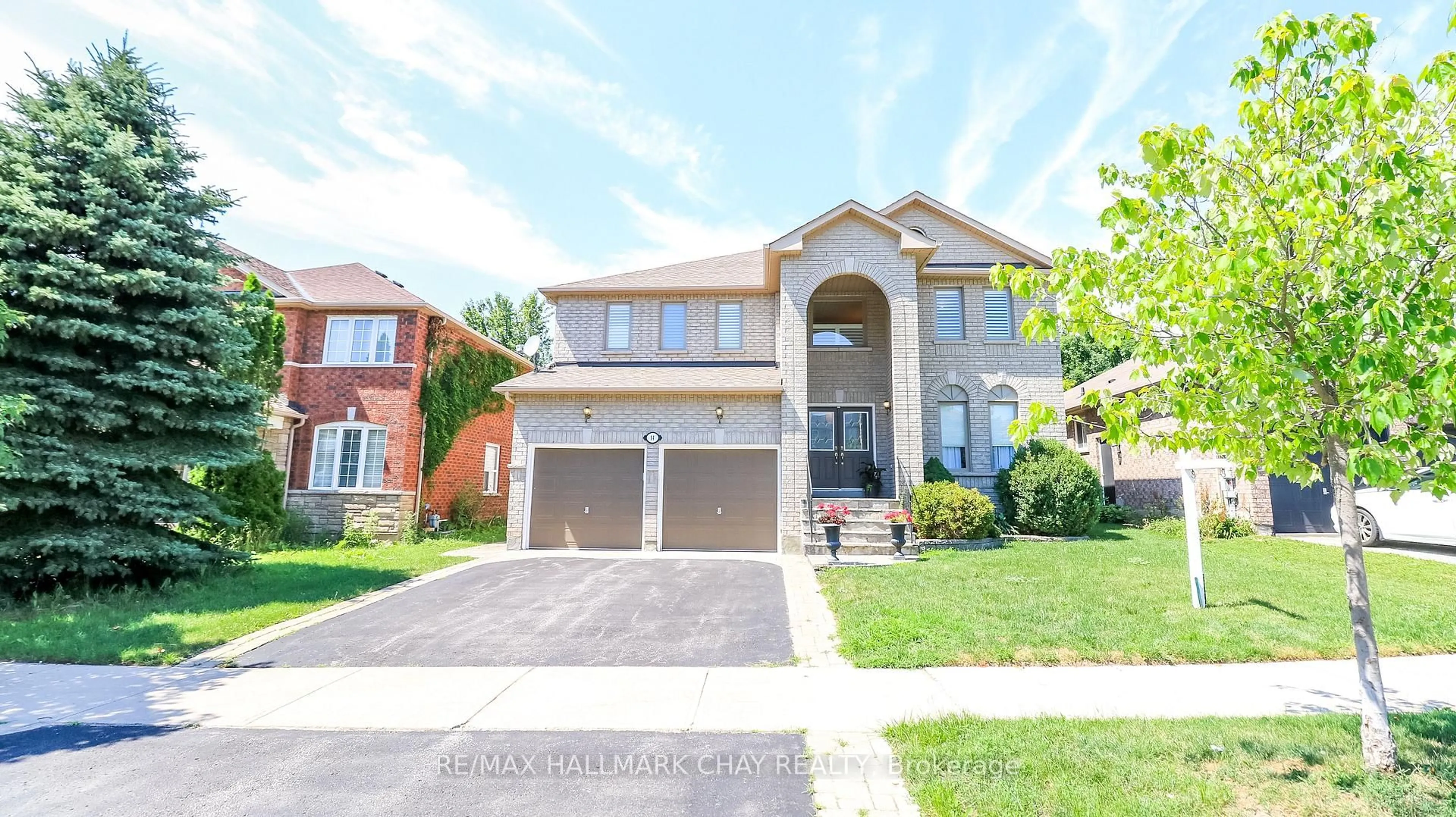 Home with brick exterior material, street for 14 Imperial Crown Lane, Barrie Ontario L4N 0T4