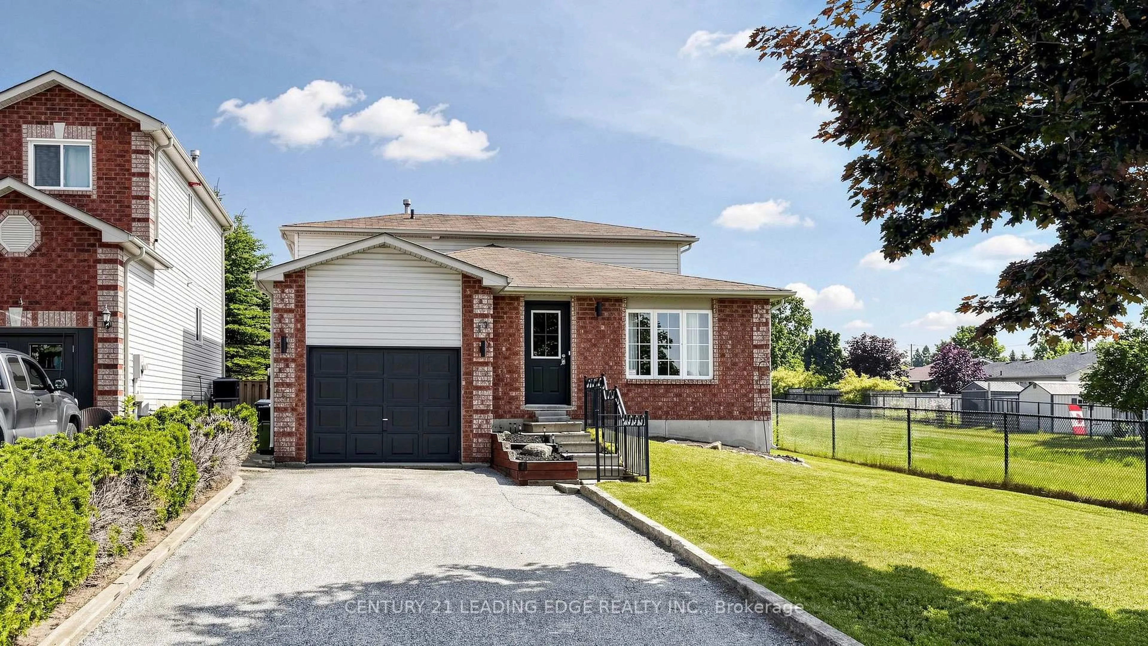 Home with brick exterior material, street for 11 Lougheed Rd, Barrie Ontario L4N 8G3