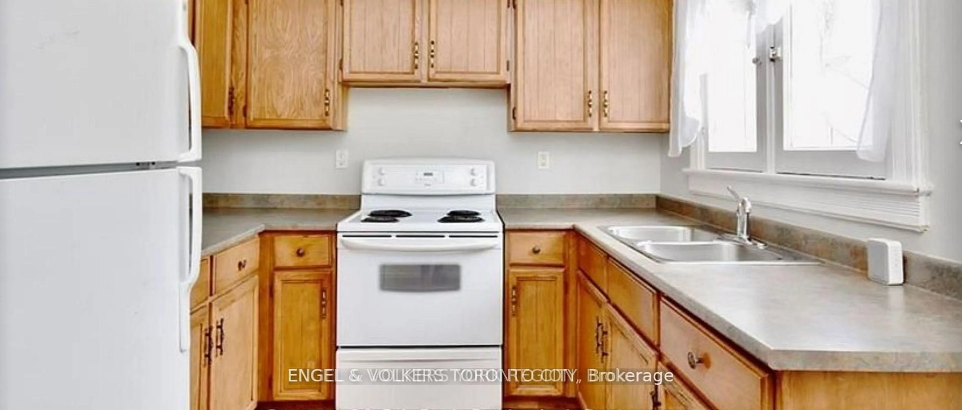 Standard kitchen, unknown for 127 Burton Ave, Barrie Ontario L4N 2R6