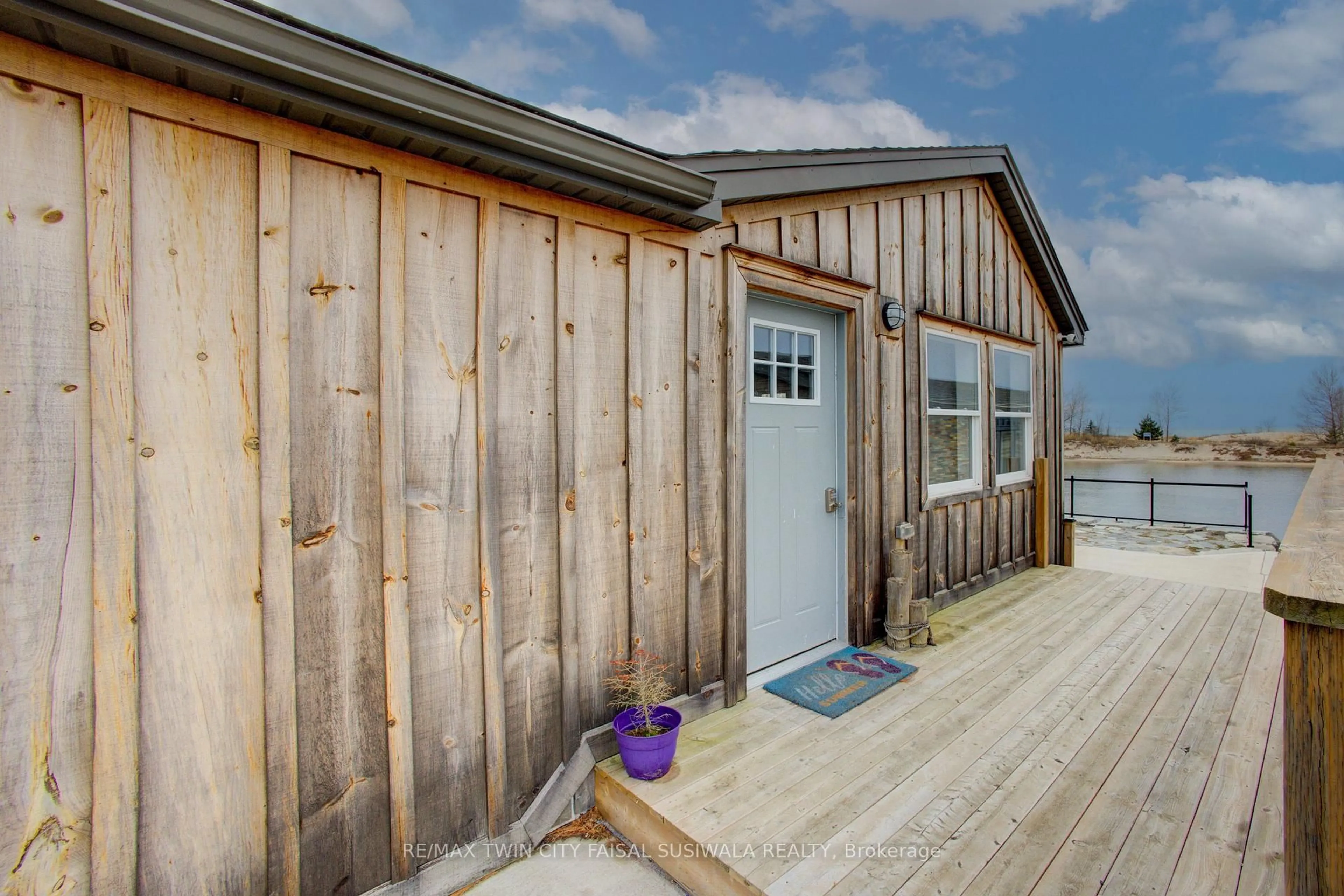 Shed for 2 BROWNS Lane, Wasaga Beach Ontario L9Z 2L7