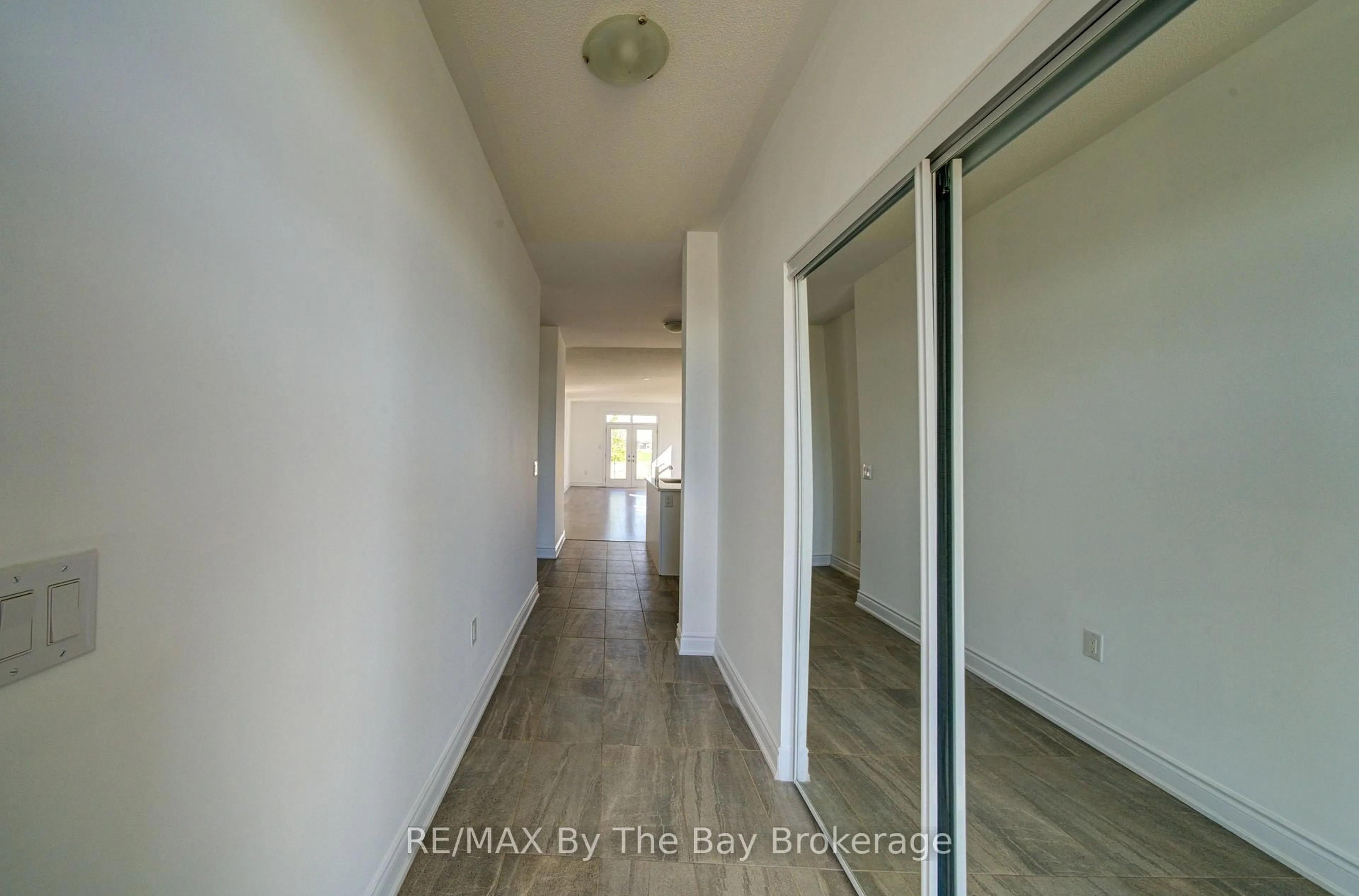 A pic of a room for 15 Union Blvd, Wasaga Beach Ontario L9Z 0M6