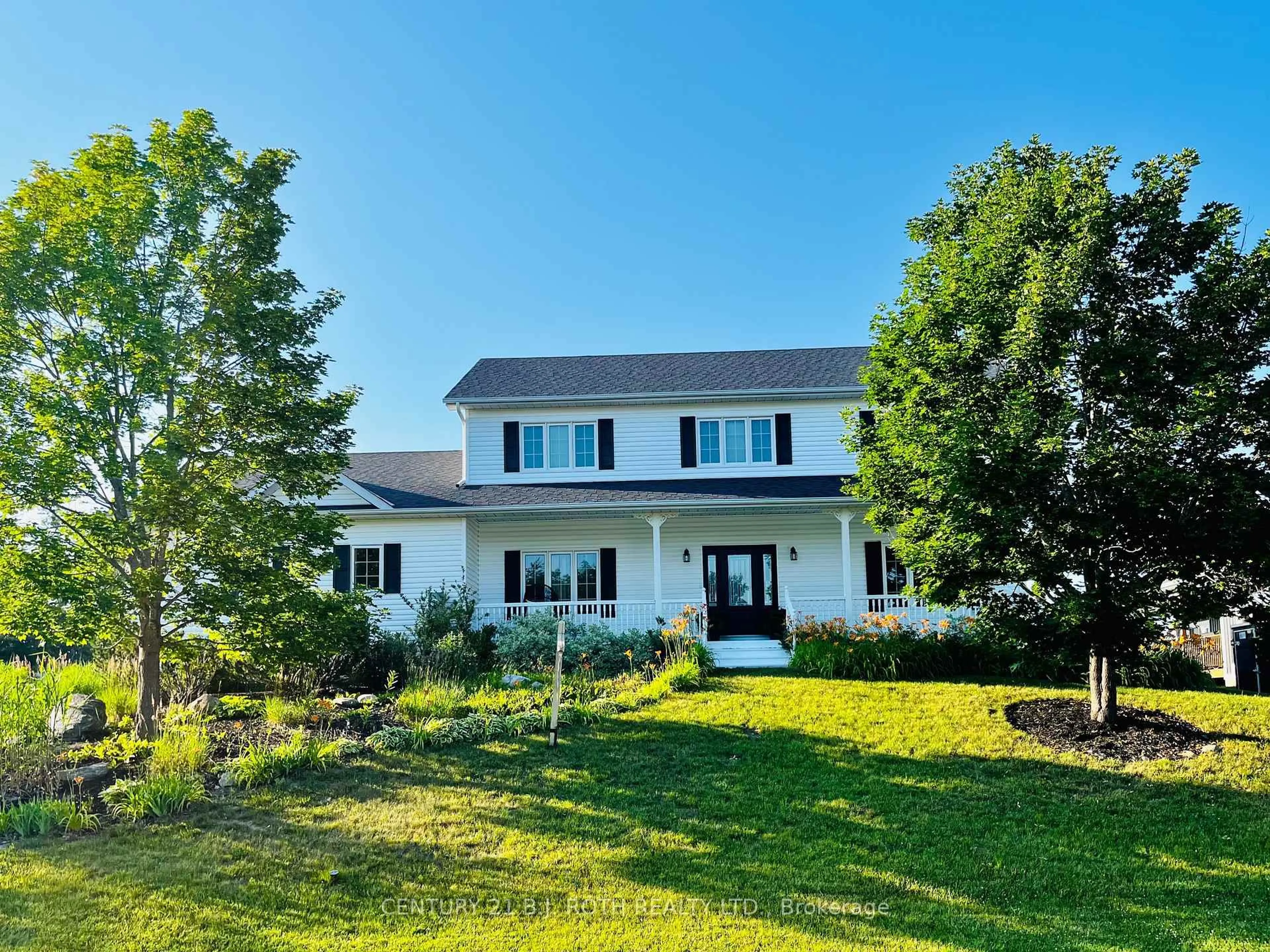 A pic from outside/outdoor area/front of a property/back of a property/a pic from drone, unknown for 3 BRECHIN Cres, Oro-Medonte Ontario L0K 1N0