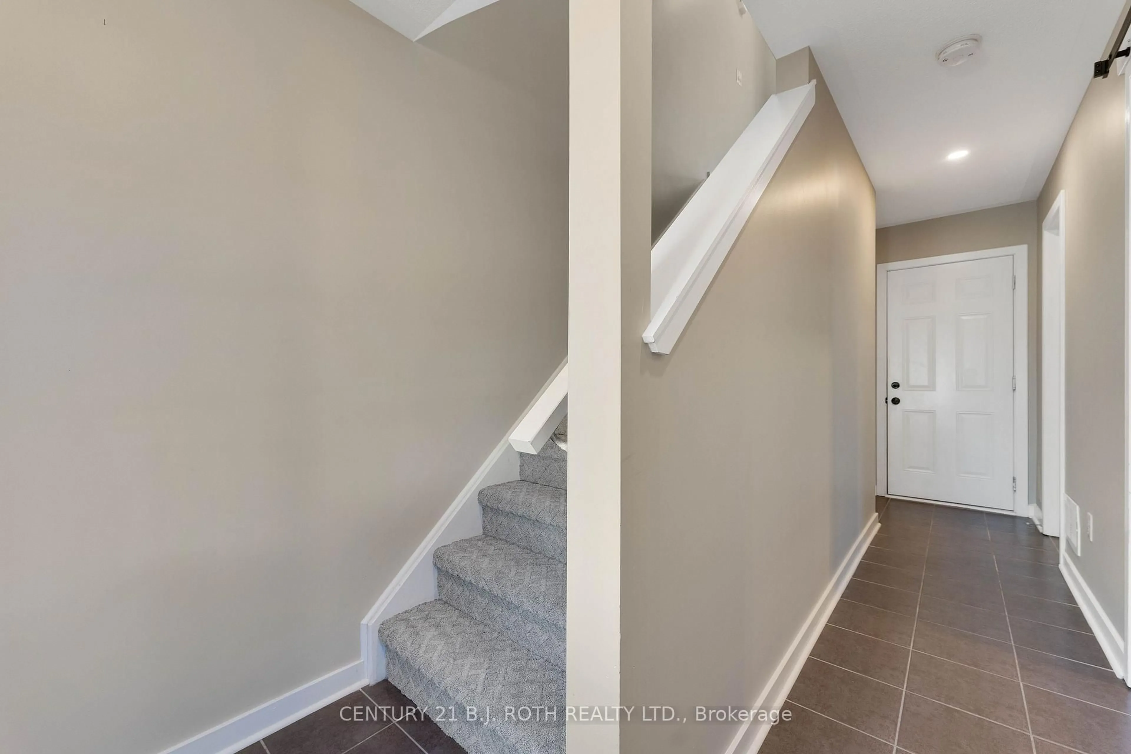 Unknown for 91 Coughlin Rd #13, Barrie Ontario L4N 0L6