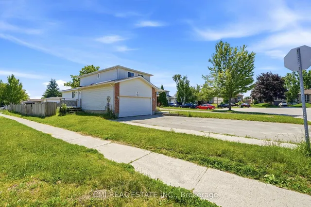1 Mccuaig Crt, Barrie 3