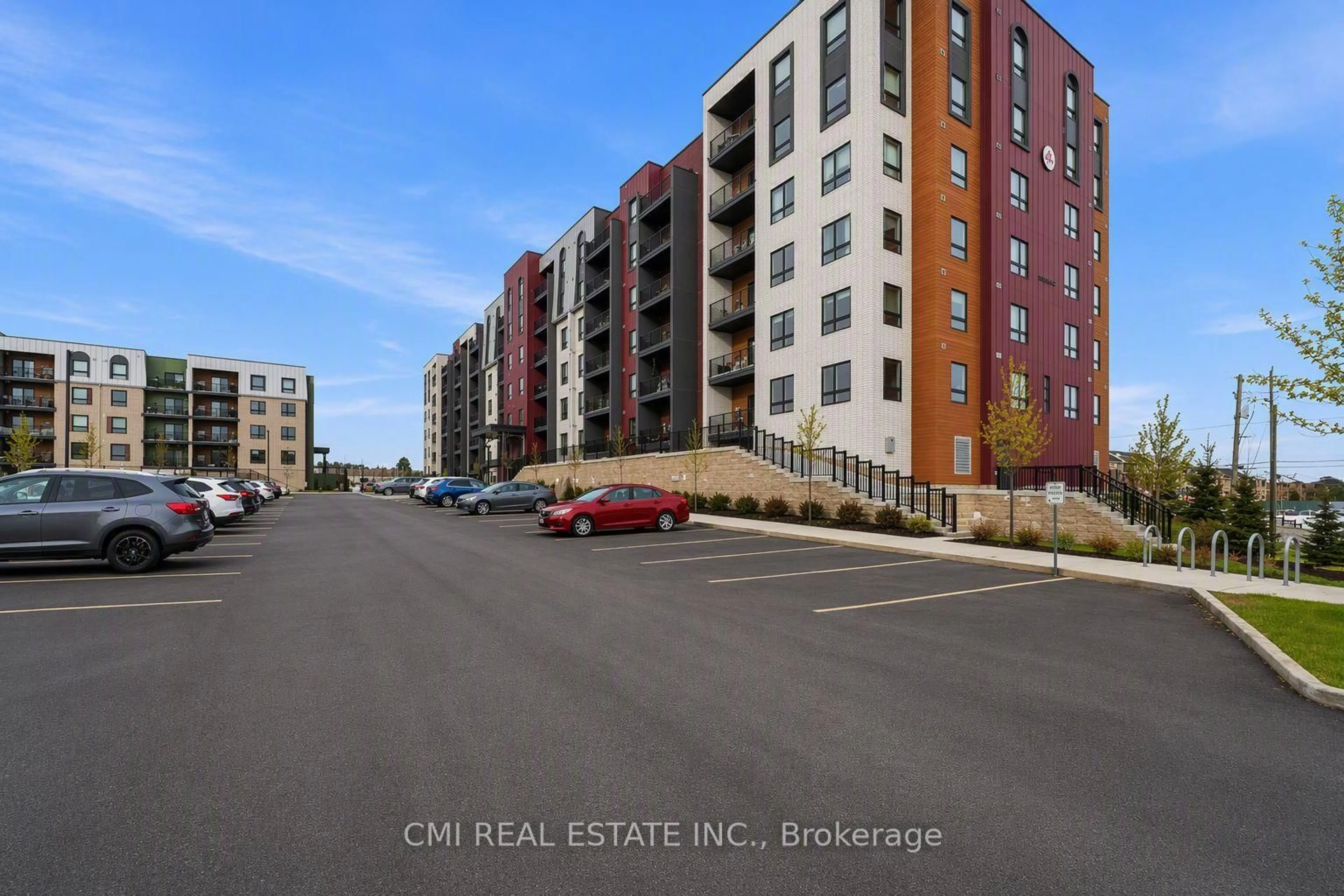 A pic from outside/outdoor area/front of a property/back of a property/a pic from drone, street for 4 Spice Way #501, Barrie Ontario L9J 0M2
