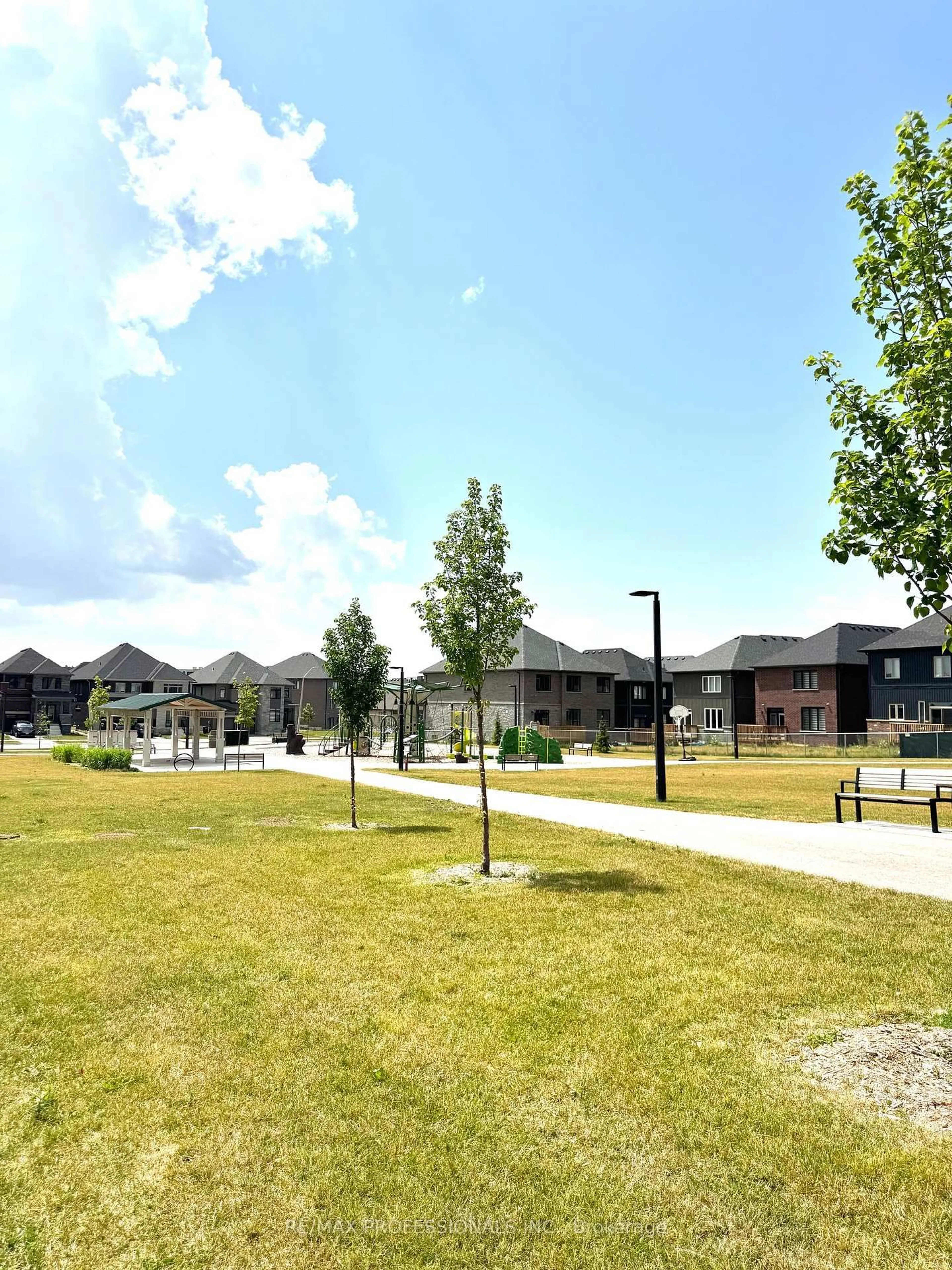 Unknown for 14 Barnyard Tr, Barrie Ontario L9J 0T4