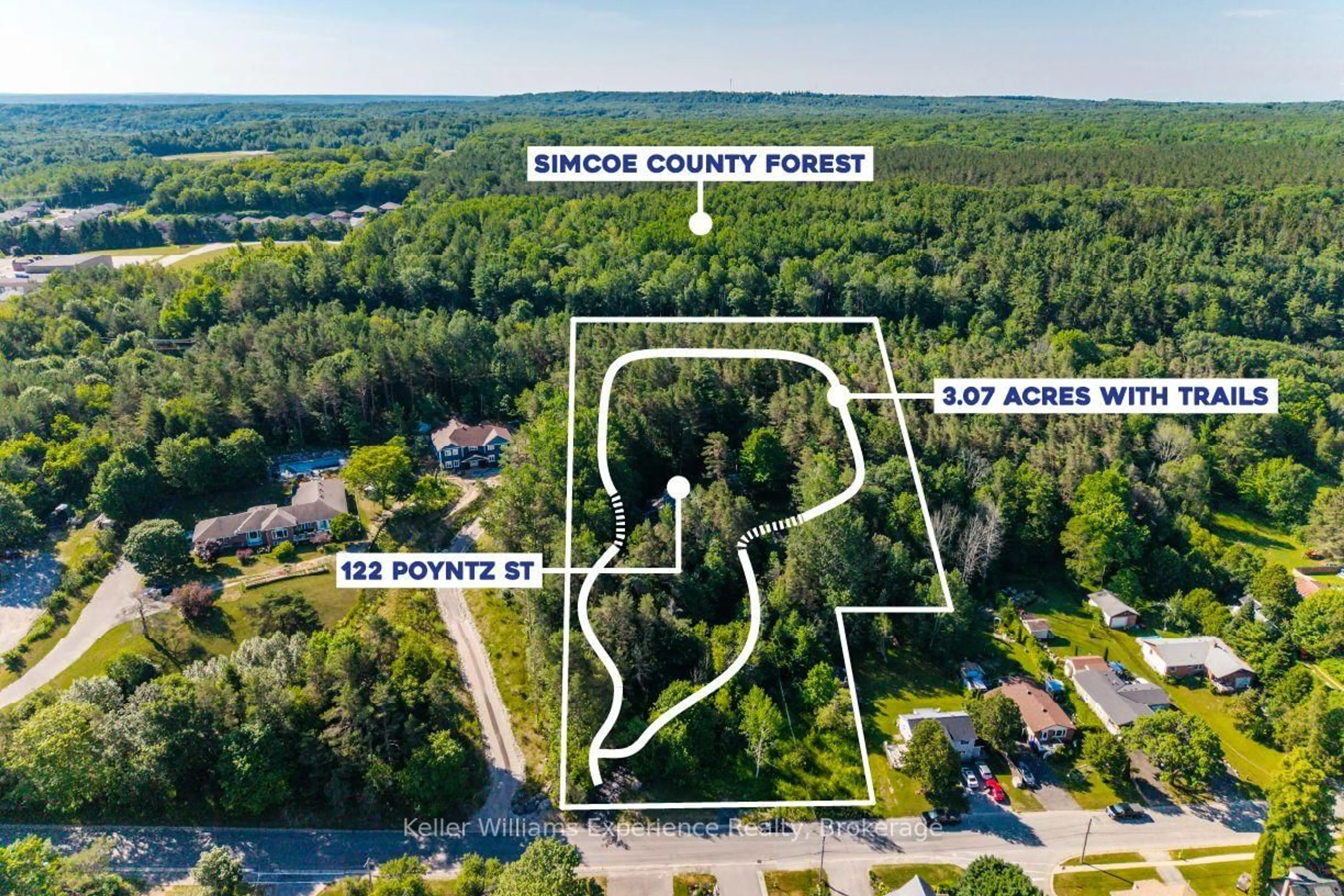 A pic from outside/outdoor area/front of a property/back of a property/a pic from drone, forest/trees view for 122 Poyntz St, Penetanguishene Ontario L9M 1P4
