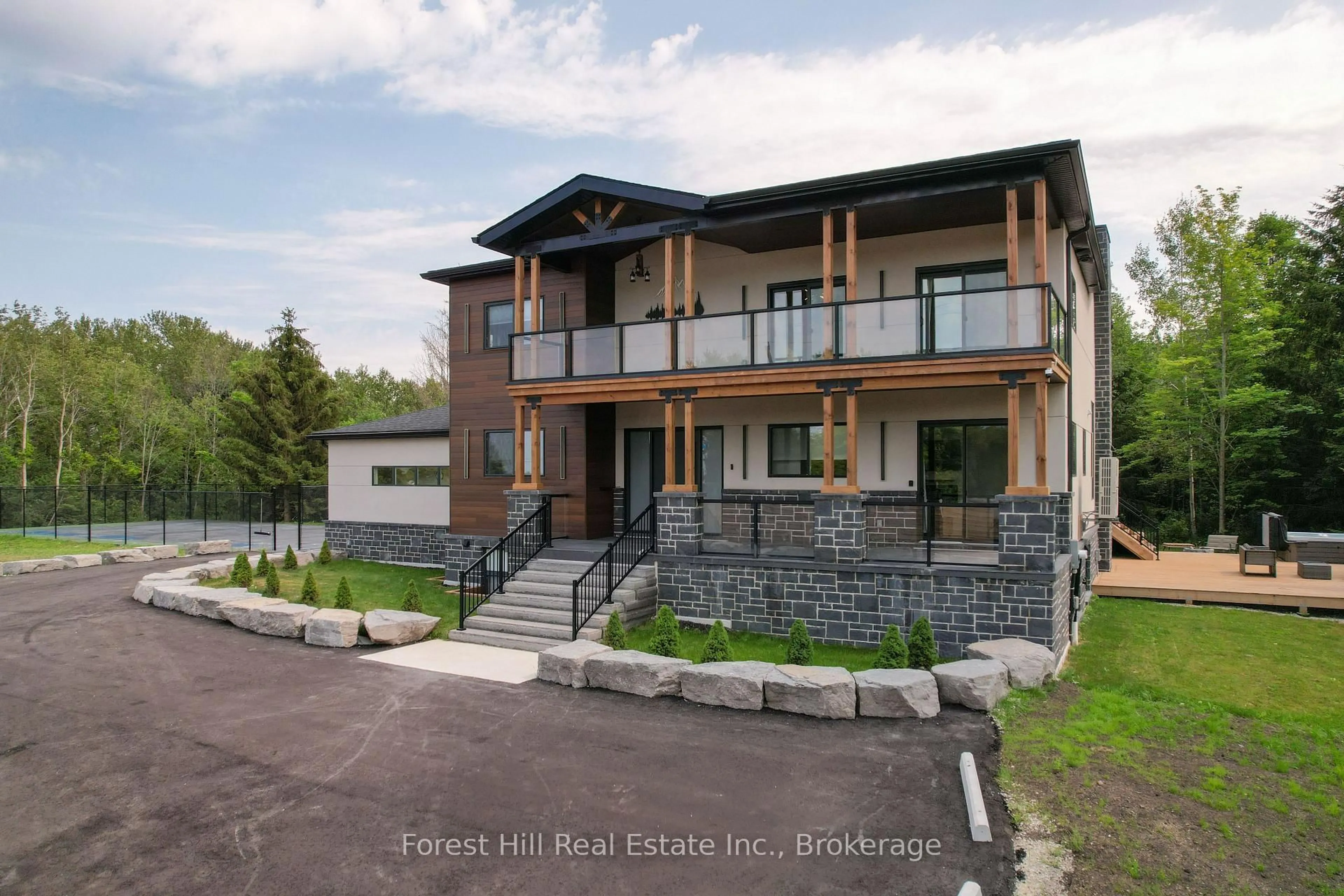 Home with brick exterior material, unknown for 846 Sixth St, Clearview Ontario L9Y 3Y9