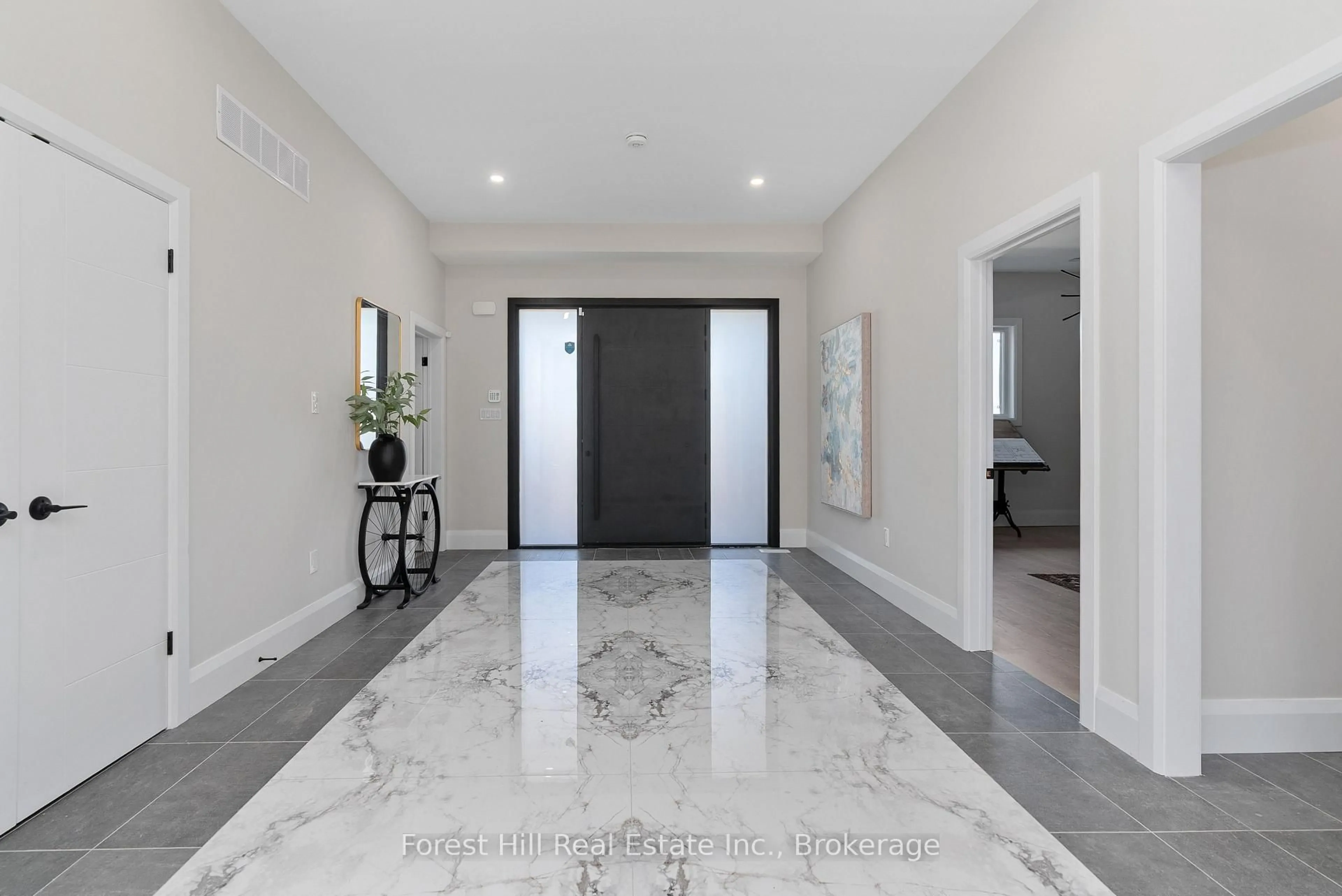 Unknown for 846 Sixth St, Clearview Ontario L9Y 3Y9