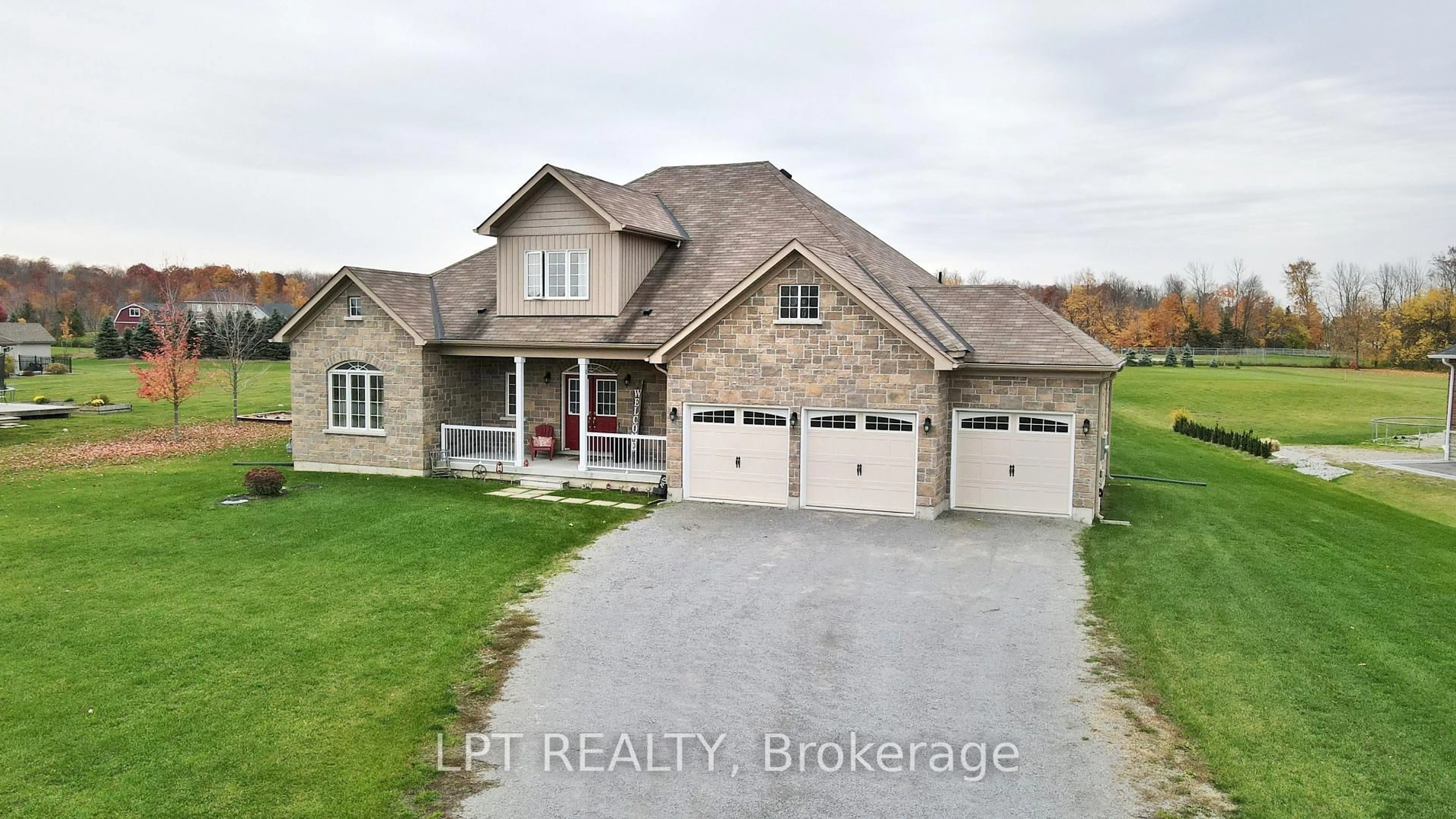 A pic from outside/outdoor area/front of a property/back of a property/a pic from drone, street for 12 Plowright Rd, Springwater Ontario L9X 0A3