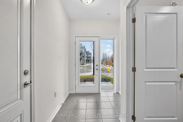 2 Wyn Wood Lane, Orillia 4