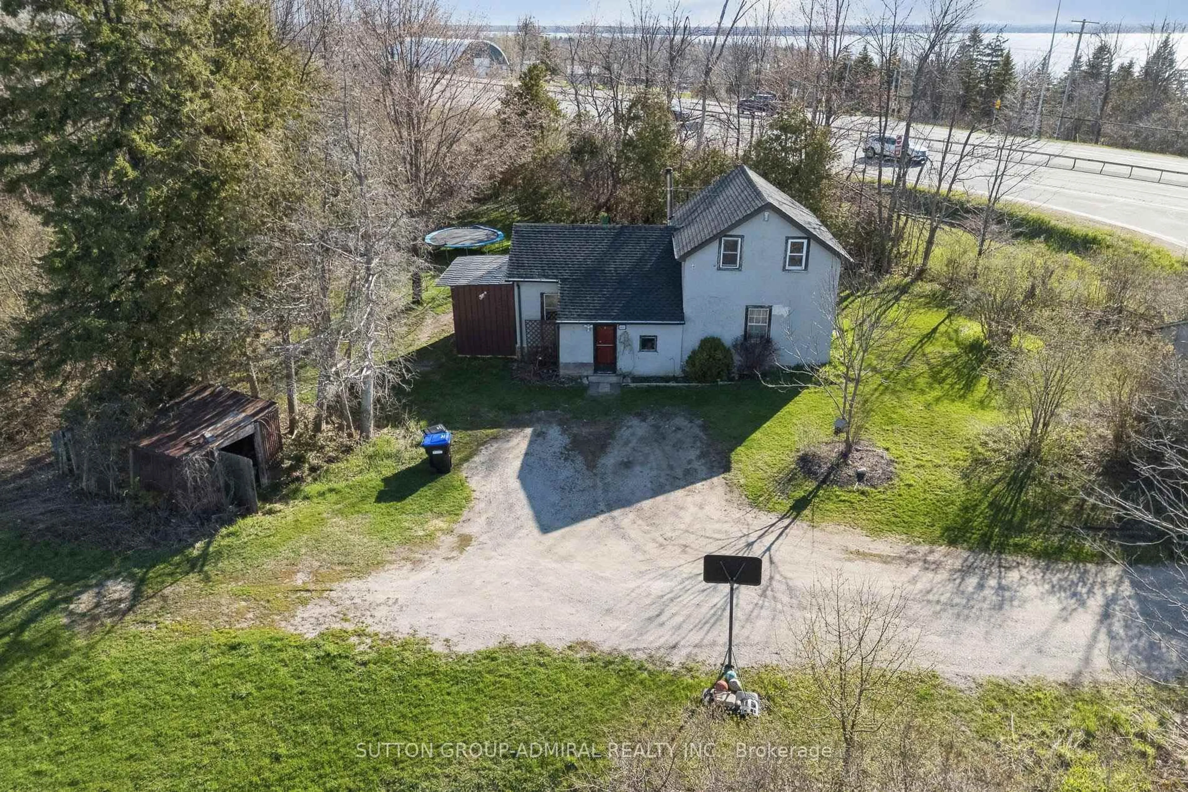 A pic from outside/outdoor area/front of a property/back of a property/a pic from drone, street for 1662 Penley Rd, Severn Ontario L3V 6H3