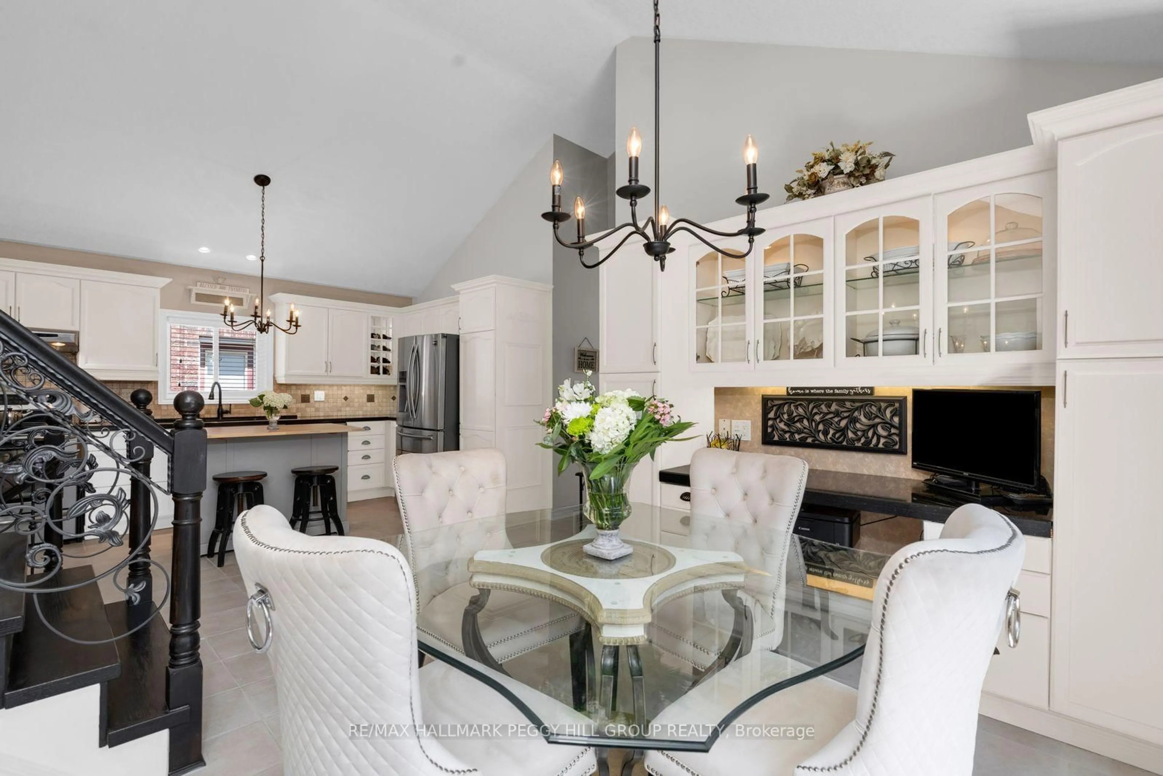 Open concept kitchen, unknown for 52 Summerset Dr, Barrie Ontario L4N 9L7