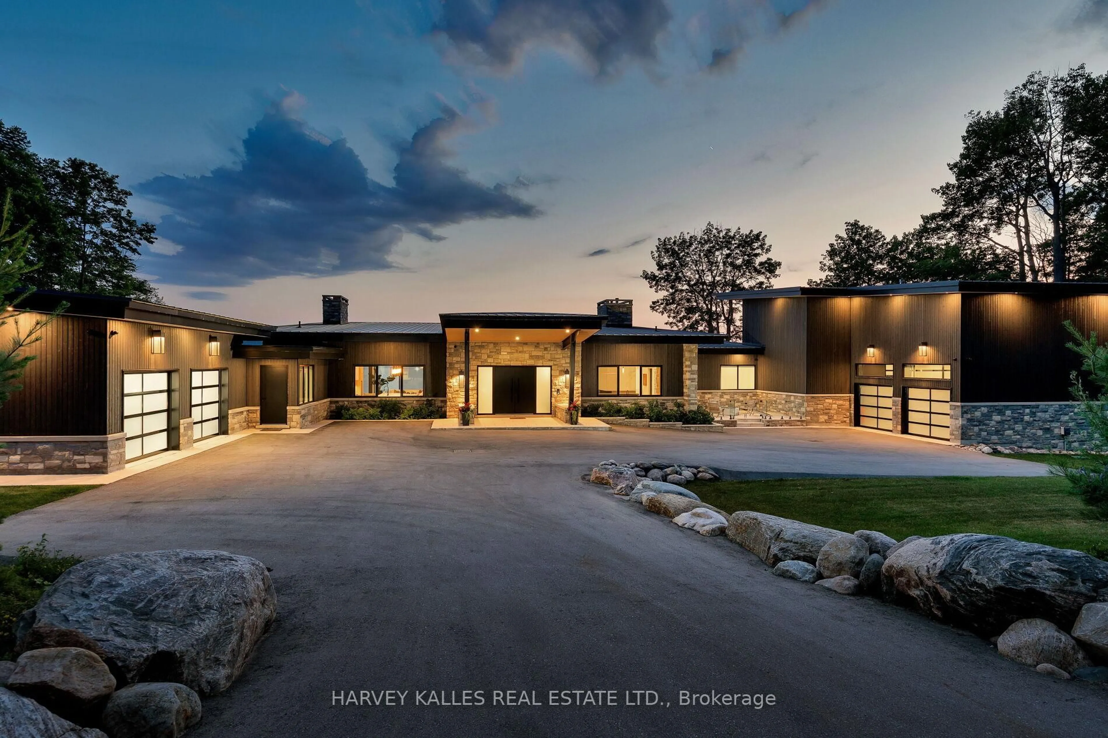 Home with brick exterior material, unknown for 240 Silver Birch Dr, Tiny Ontario L9M 0M4