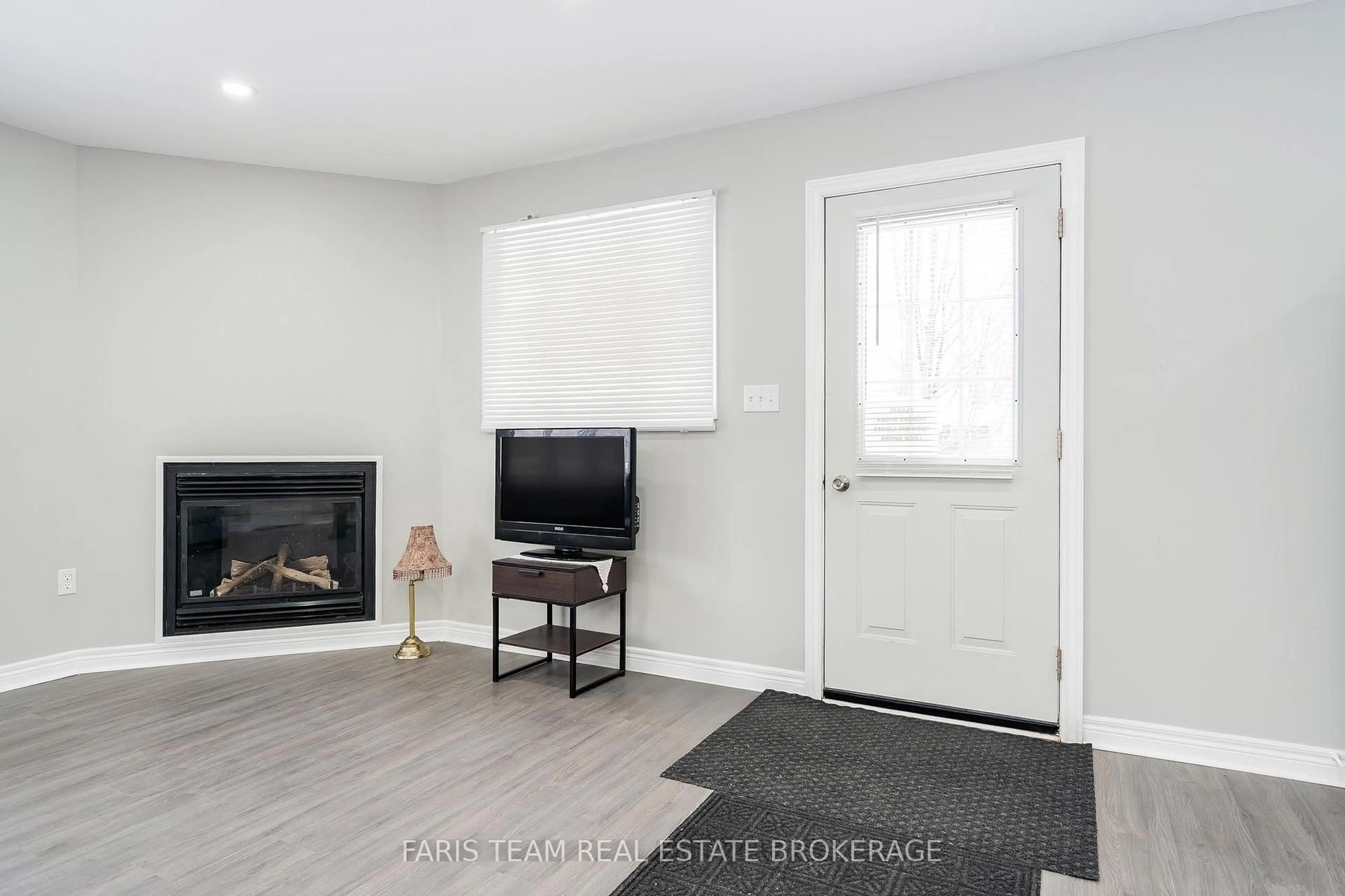 Unknown for 3554 John St, Ramara Ontario L0K 1B0