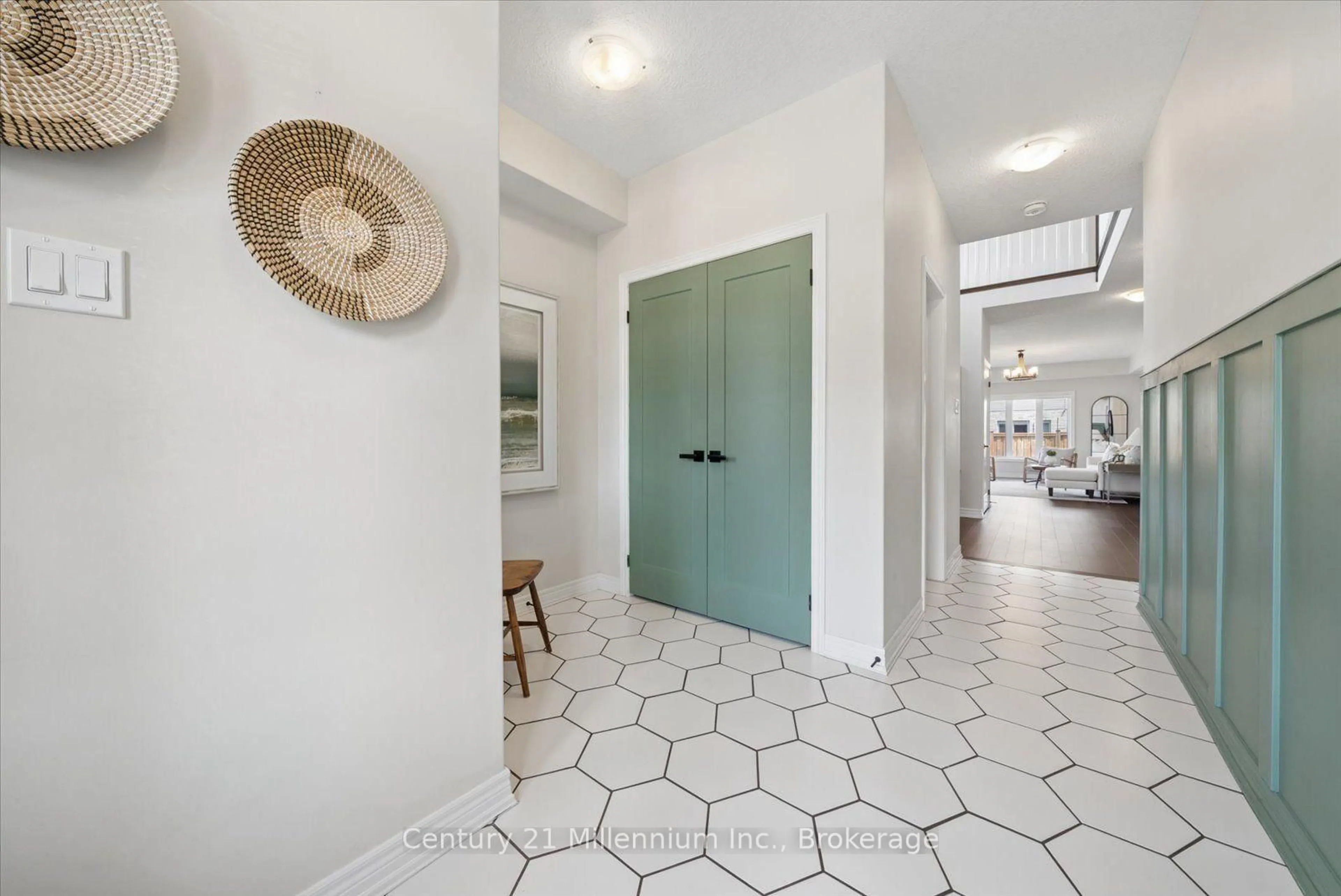 Indoor entryway for 1 Spencer St, Collingwood Ontario L9Y 3B7