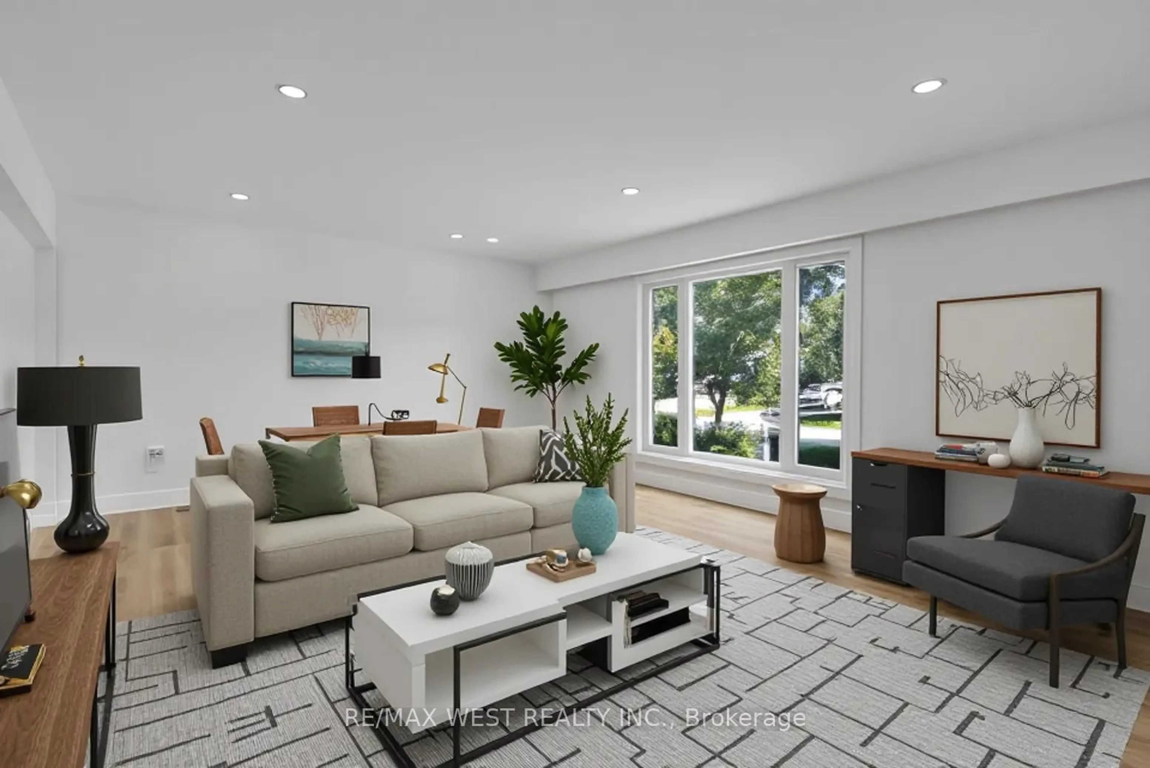 Living room with furniture, unknown for 571 High St, Orillia Ontario L3V 4Y2