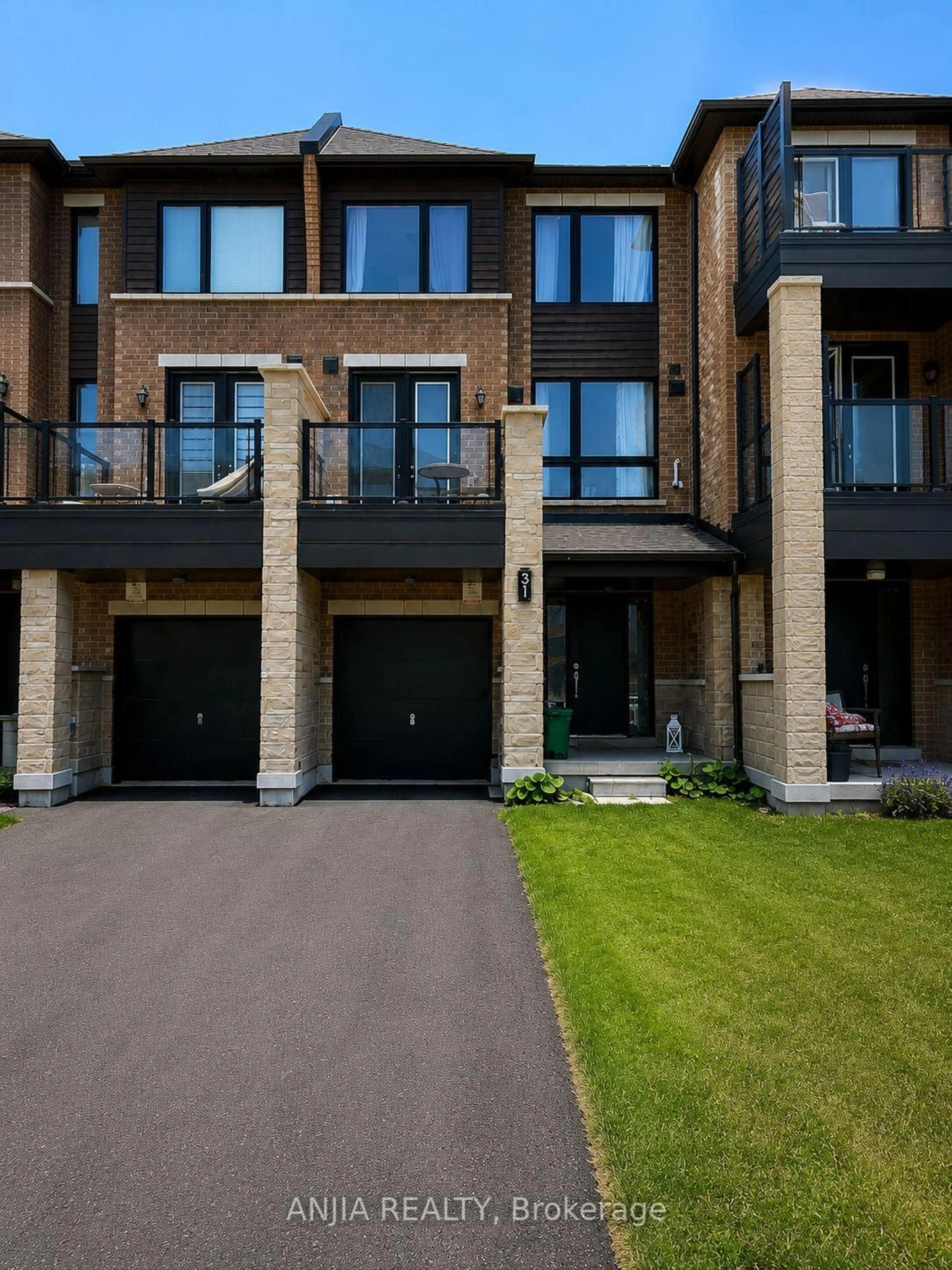 Home with brick exterior material, street for 31 Red Maple Lane, Barrie Ontario L9J 0N4