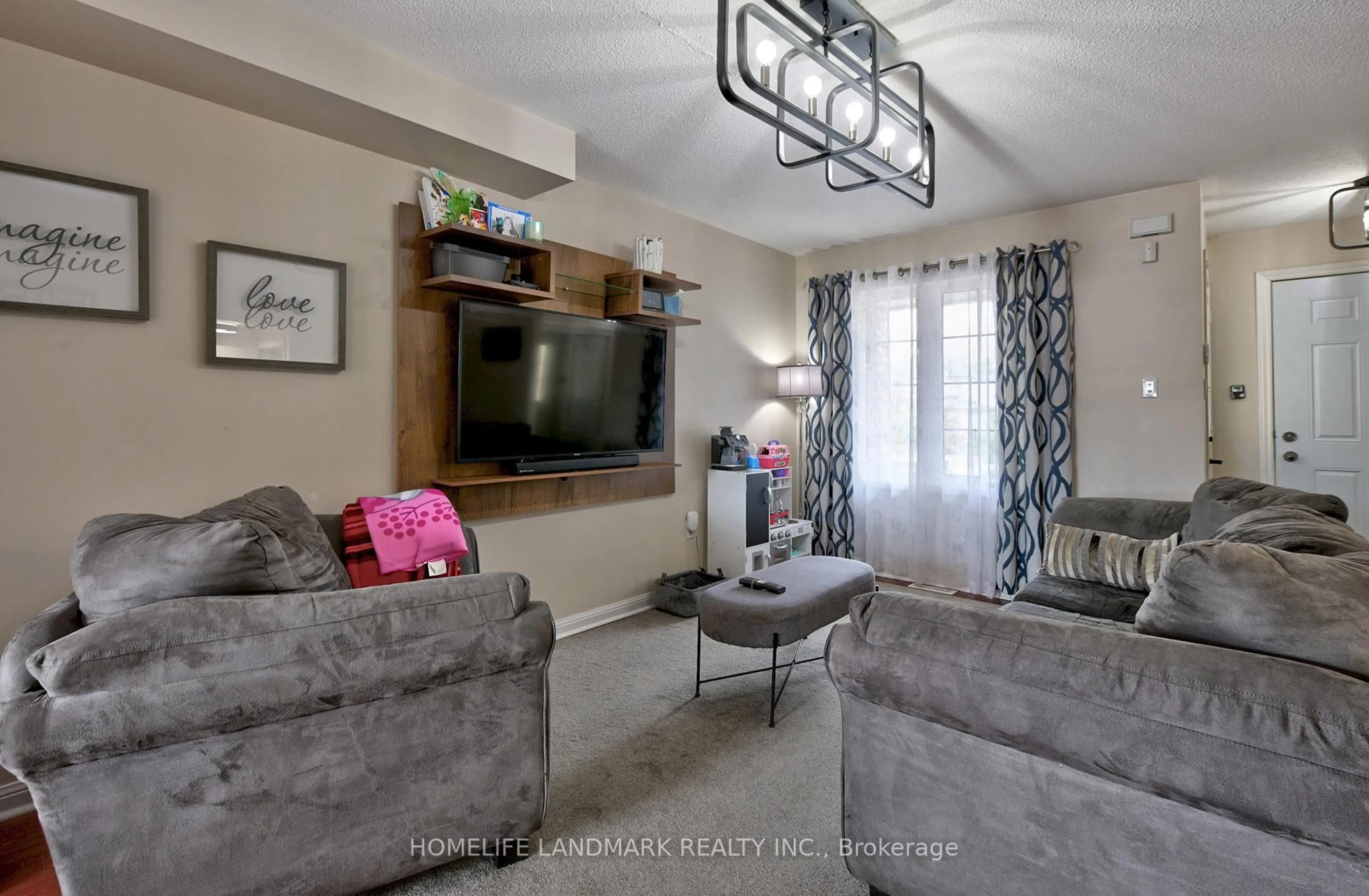 Living room with furniture, unknown for 43 Coleman Dr, Barrie Ontario L4N 0R6