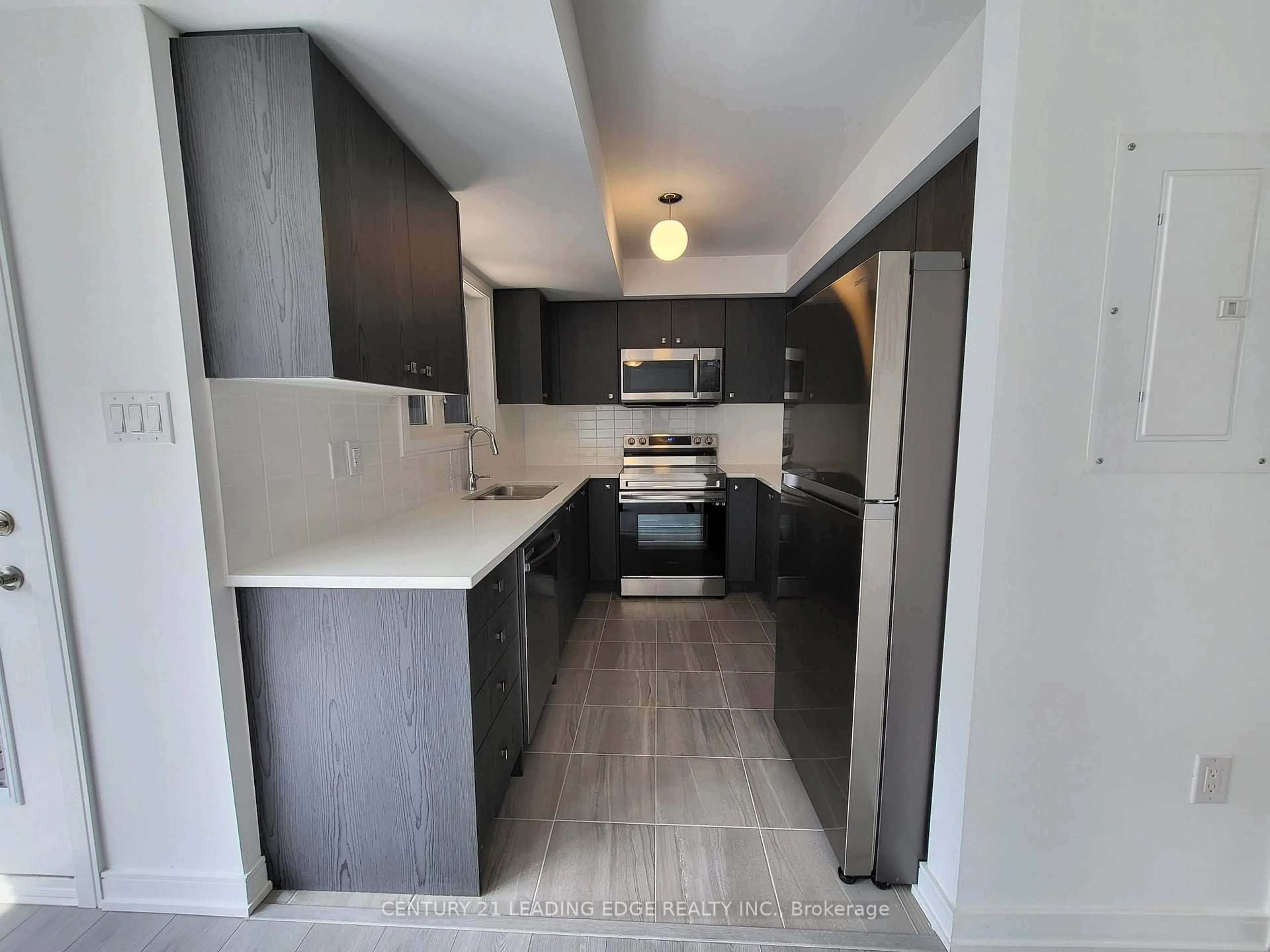 Unknown for 27 MAGNOLIA Lane, Barrie Ontario L9J 0N9